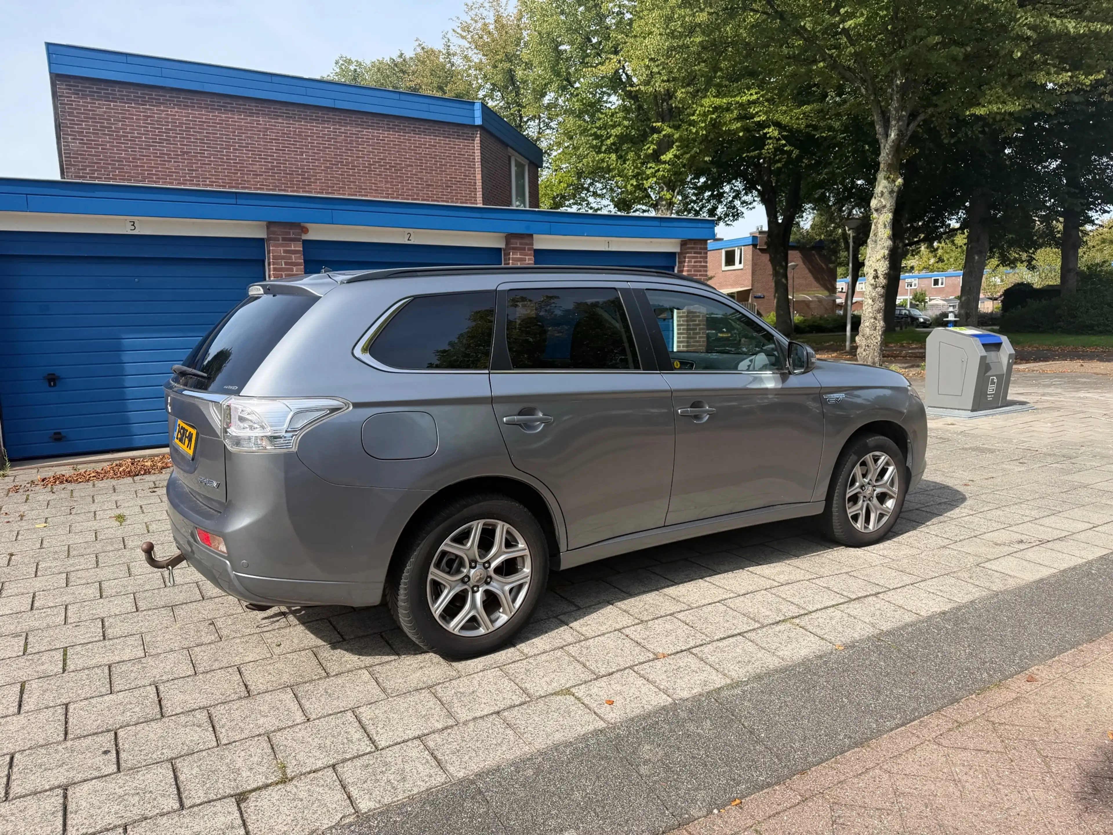 Mitsubishi Outlander 2.0 PHEV Instyle NAP Leder Panorama Cruise — photo 9
