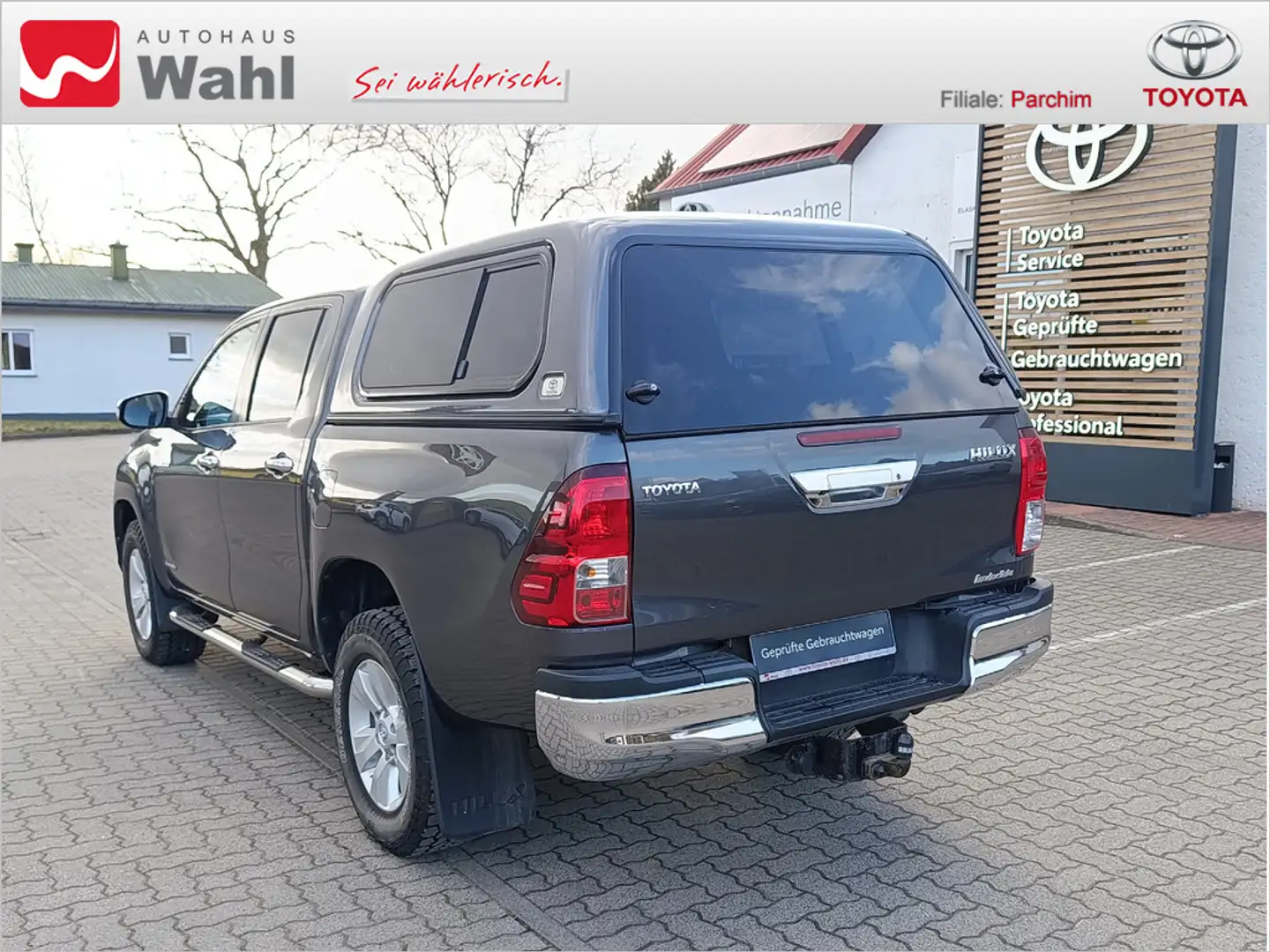 Toyota Hilux 2.4 Double Cab Comfort 4x4,Hardtop,AHK Gris - 2
