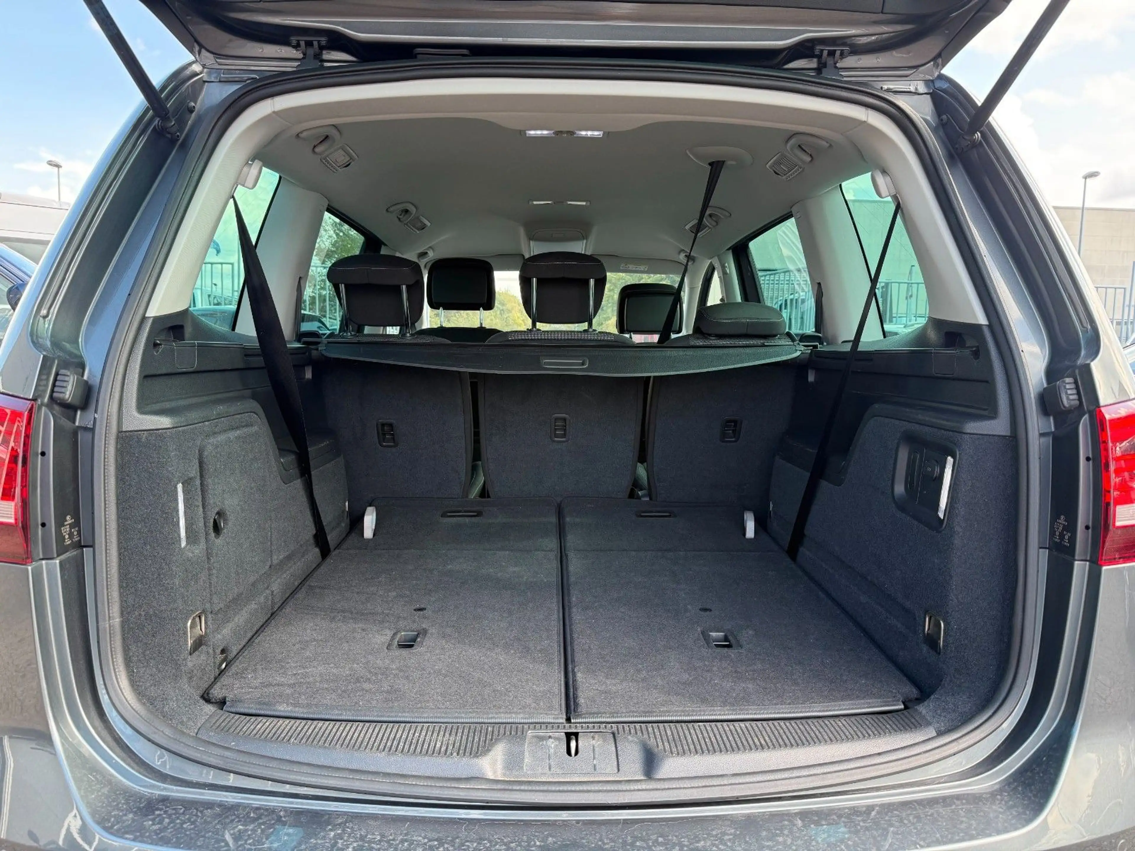 Volkswagen Sharan Comfortline *7-Sitzer, PDC; Shz, ... — photo 14