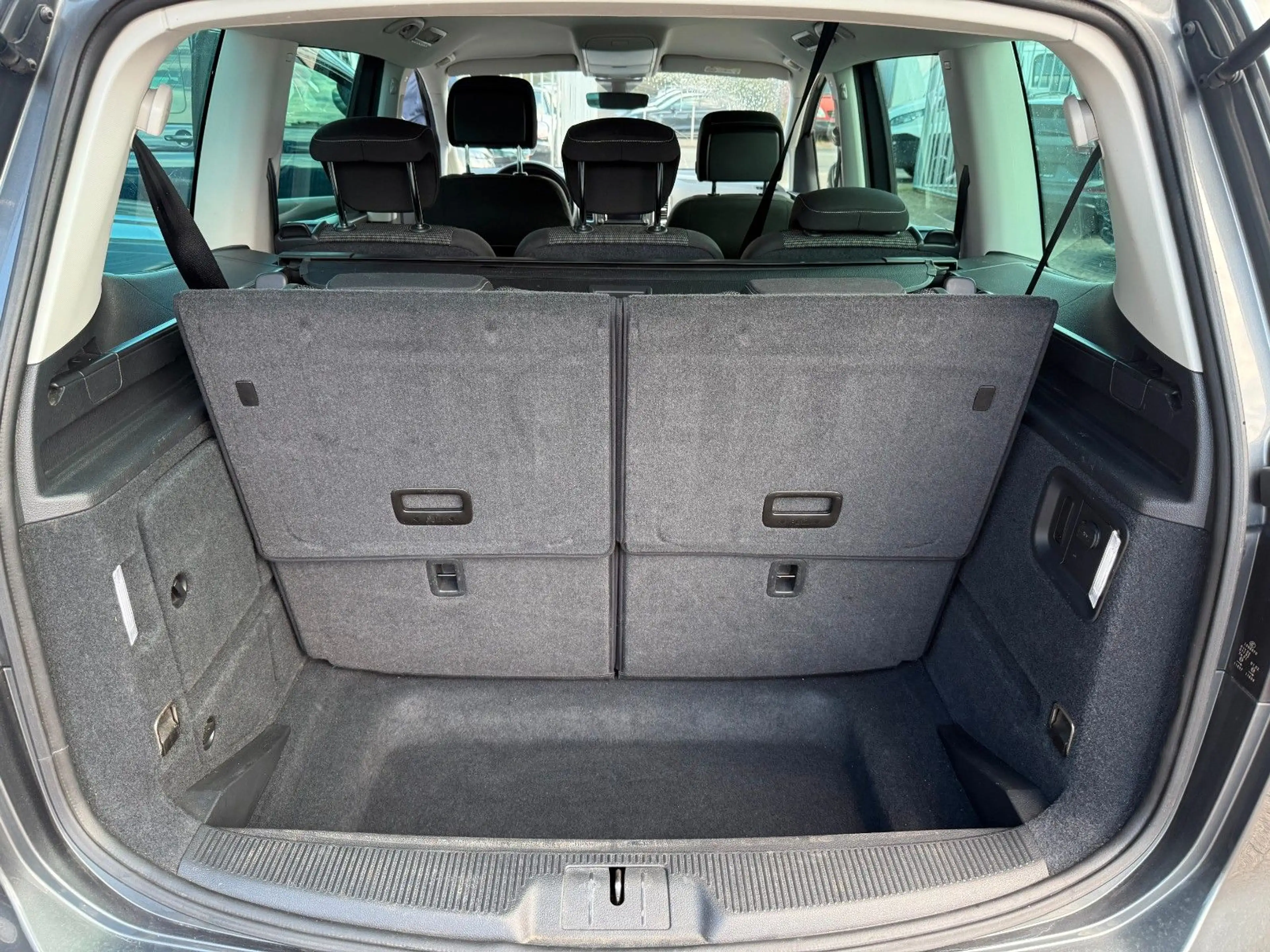 Volkswagen Sharan Comfortline *7-Sitzer, PDC; Shz, ... — photo 13