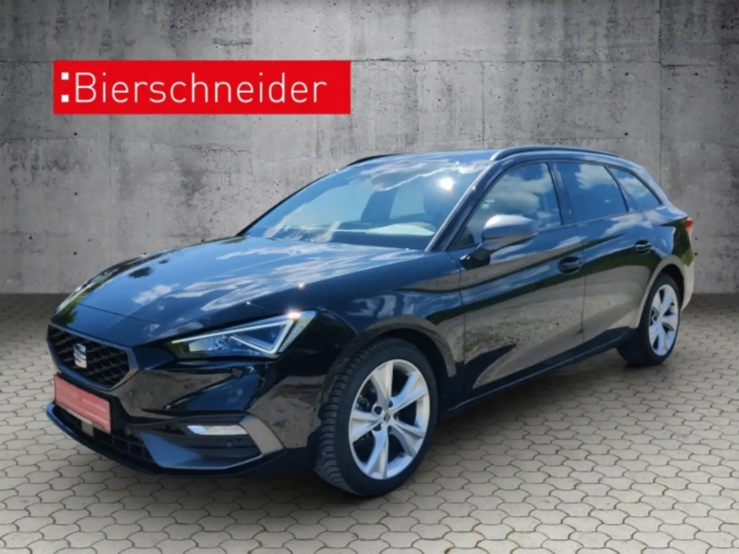 SEAT Leon Sportstourer 1.5 TSI DSG FR NAVI LED KAMERA SHZ GR Schwarz - 1
