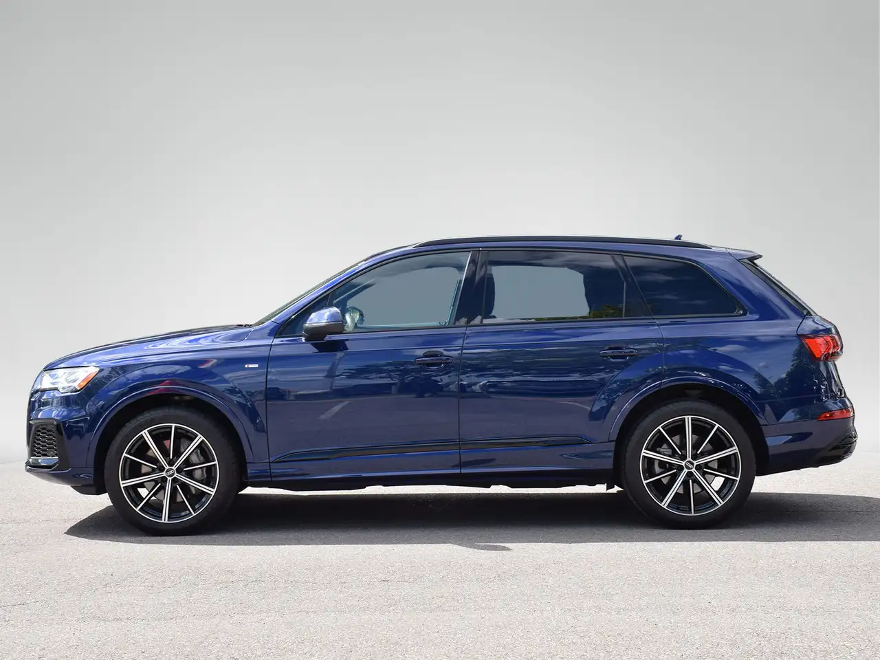 Audi Q7 photo Audi Q7
