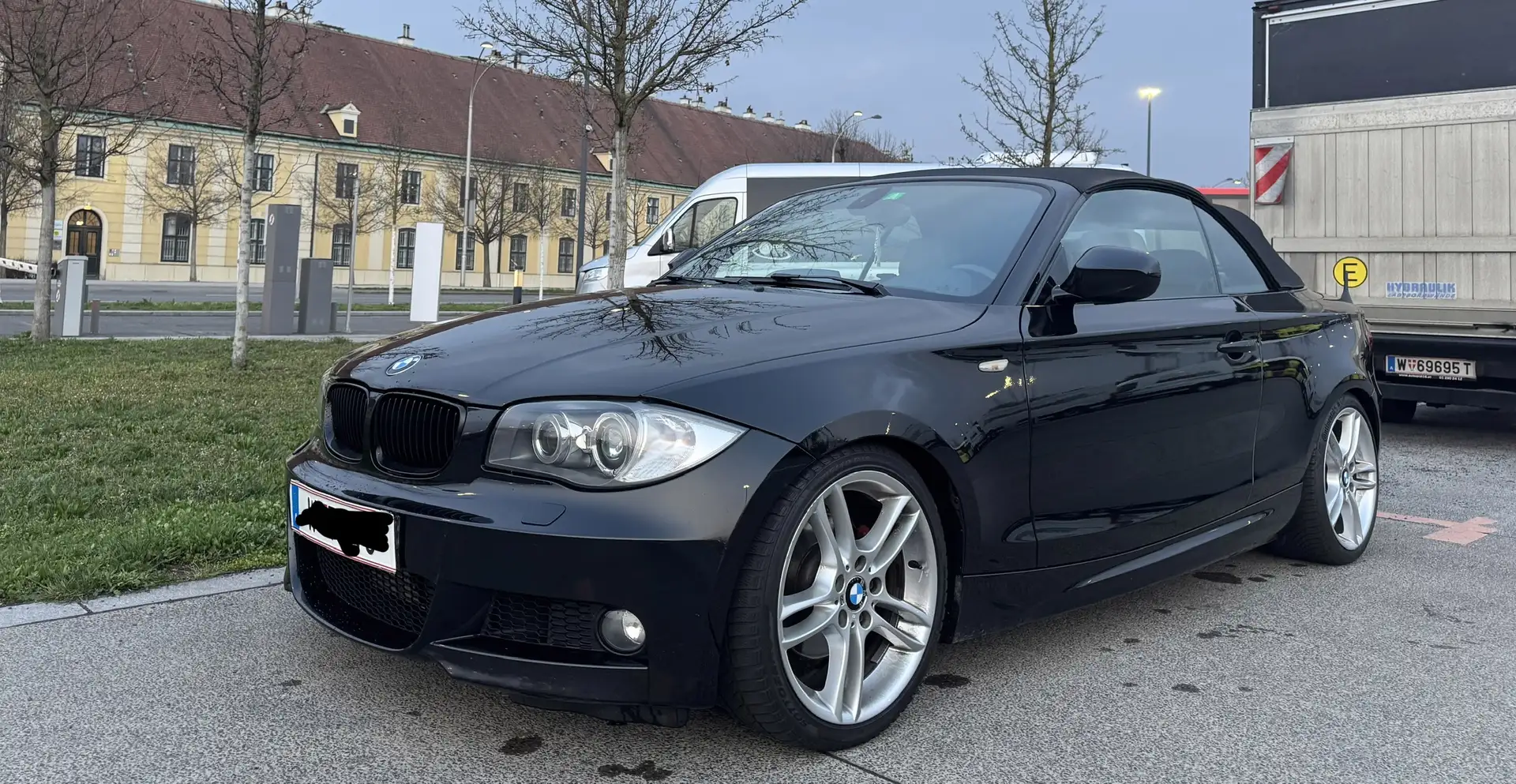 BMW 120 120d Cabrio - 1