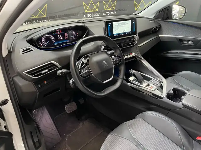 Peugeot 3008 view 7