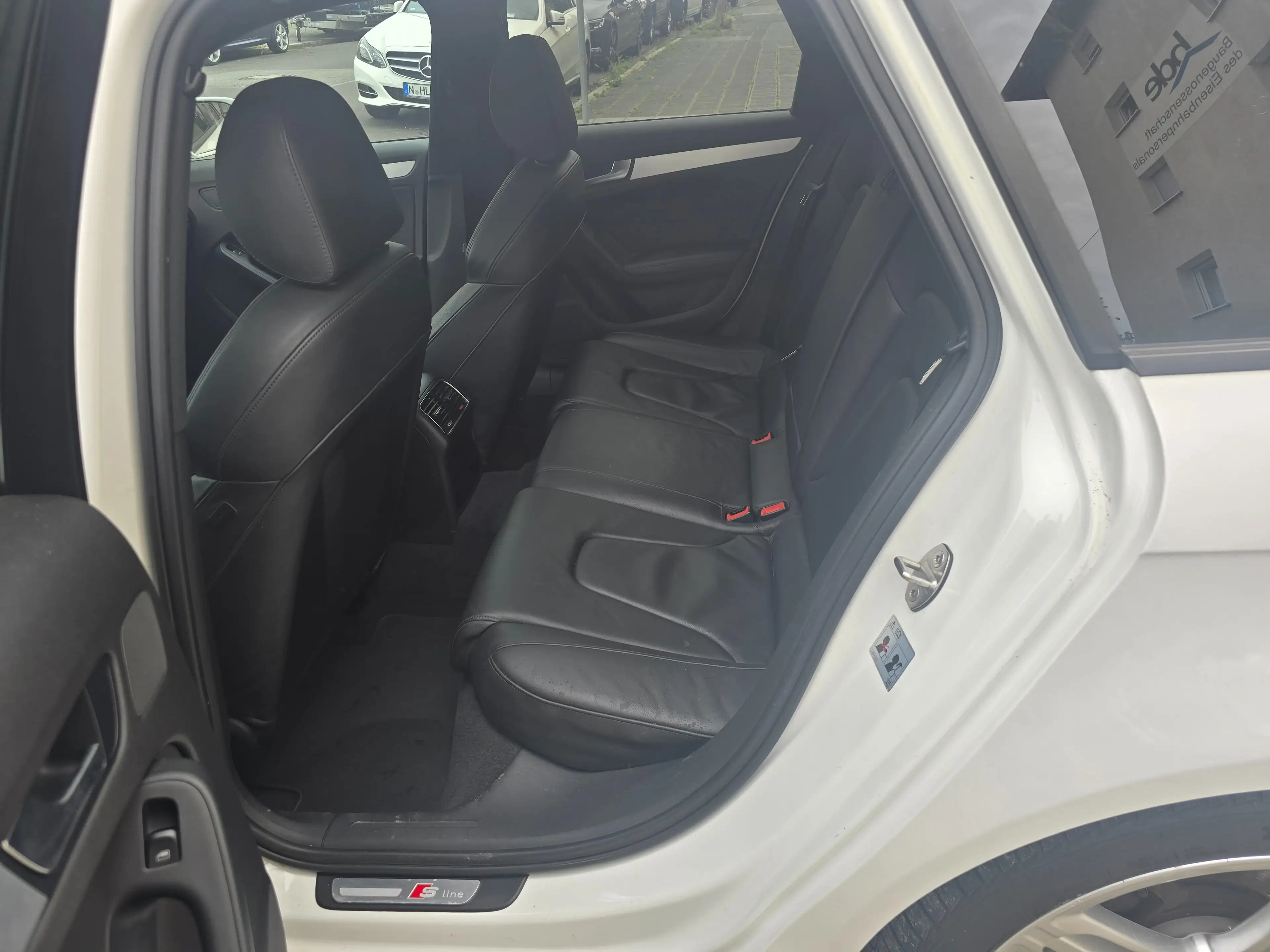 Audi A4 S line Sportpaket / plus quattro — photo 8
