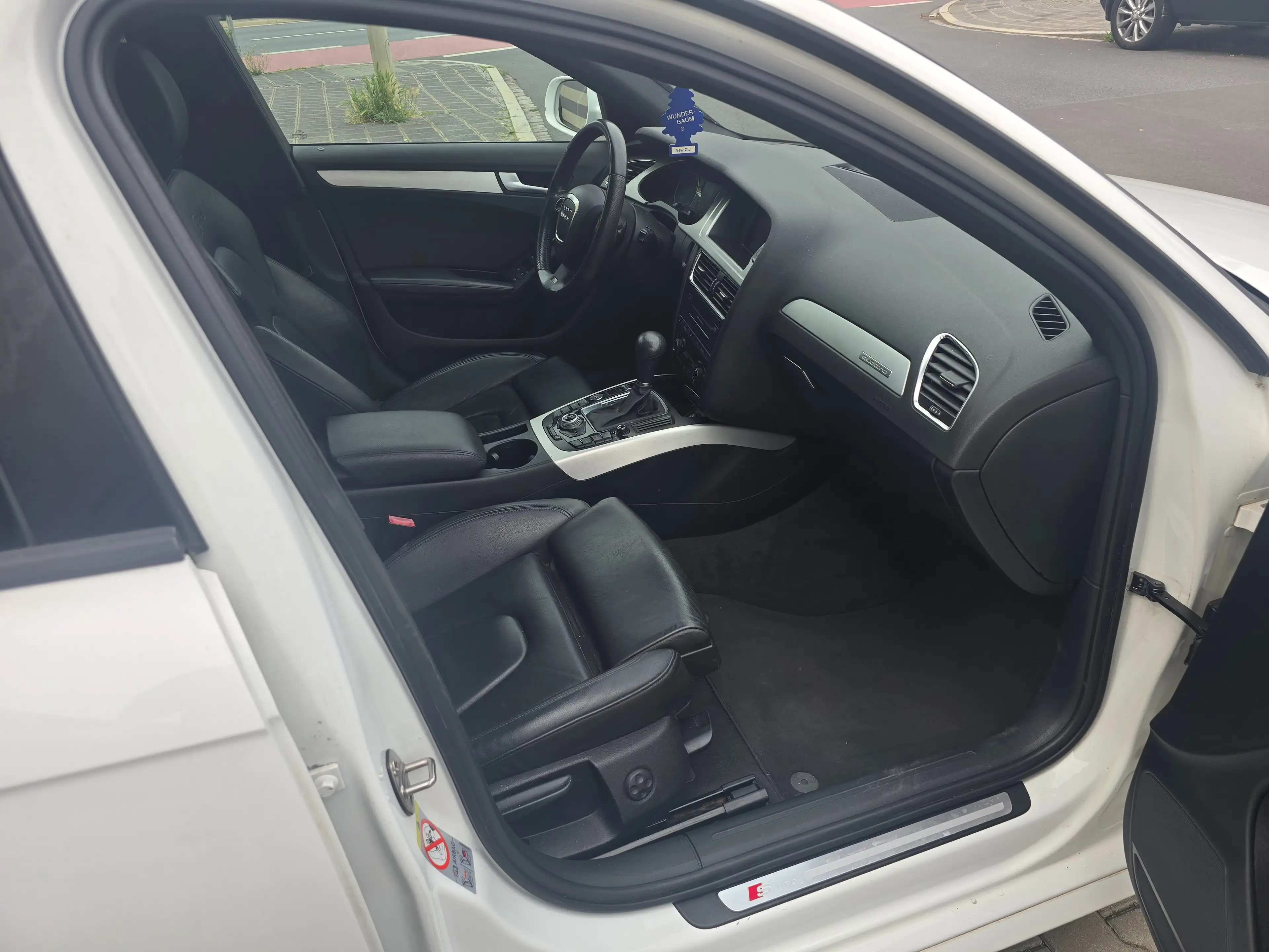 Audi A4 S line Sportpaket / plus quattro — photo 9