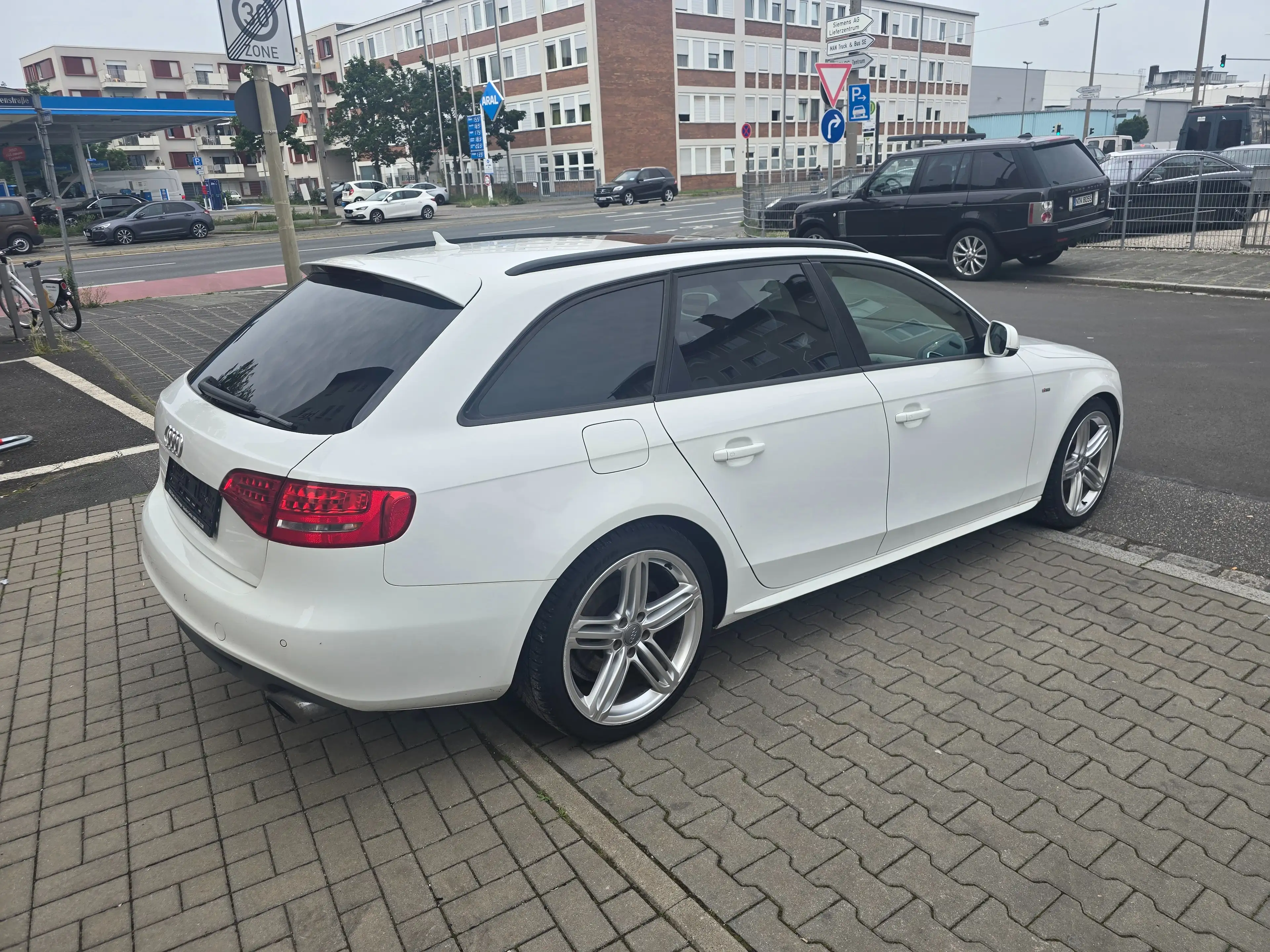 Audi A4 S line Sportpaket / plus quattro — photo 3