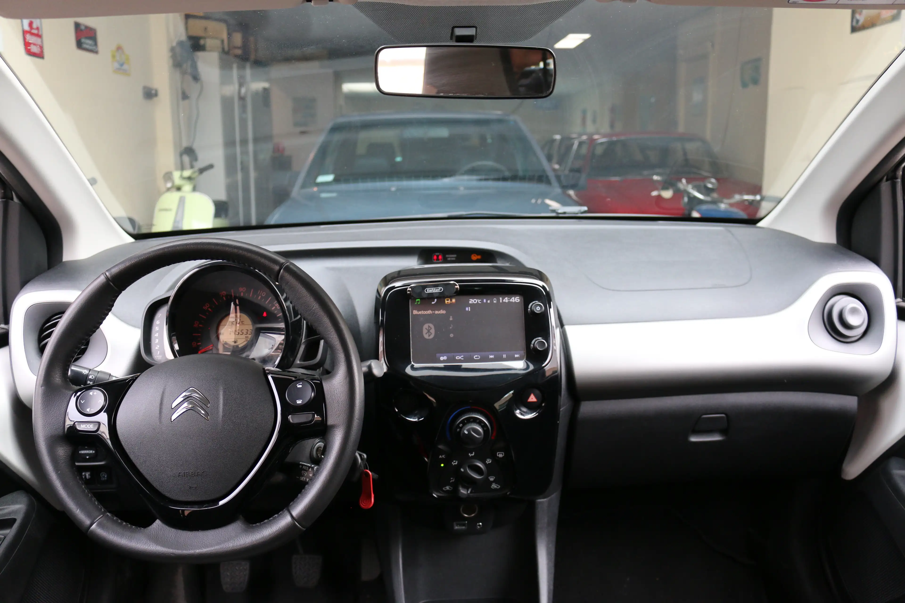 Citroen C1 1.0 e-VTi Shine — photo 12