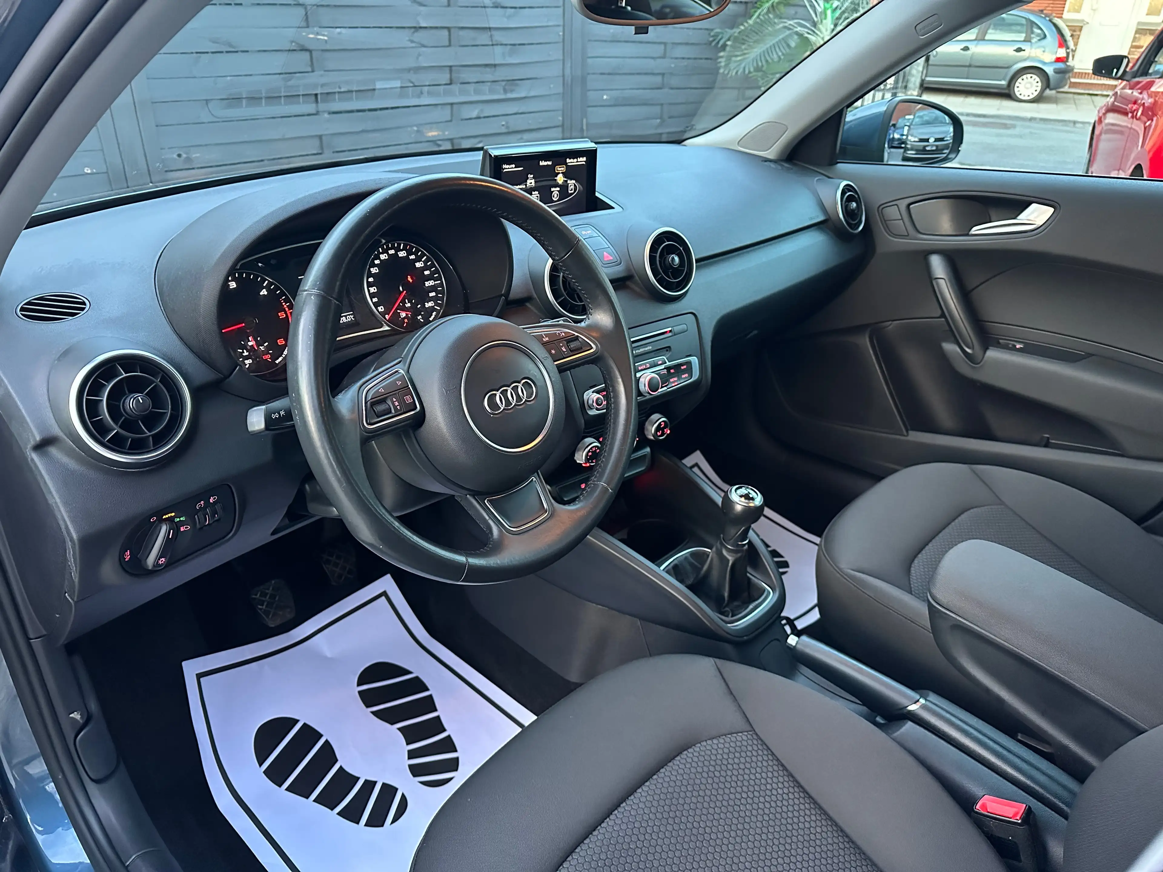 Audi A1 A1 Sportback 1.4 TDi Sport — photo 7