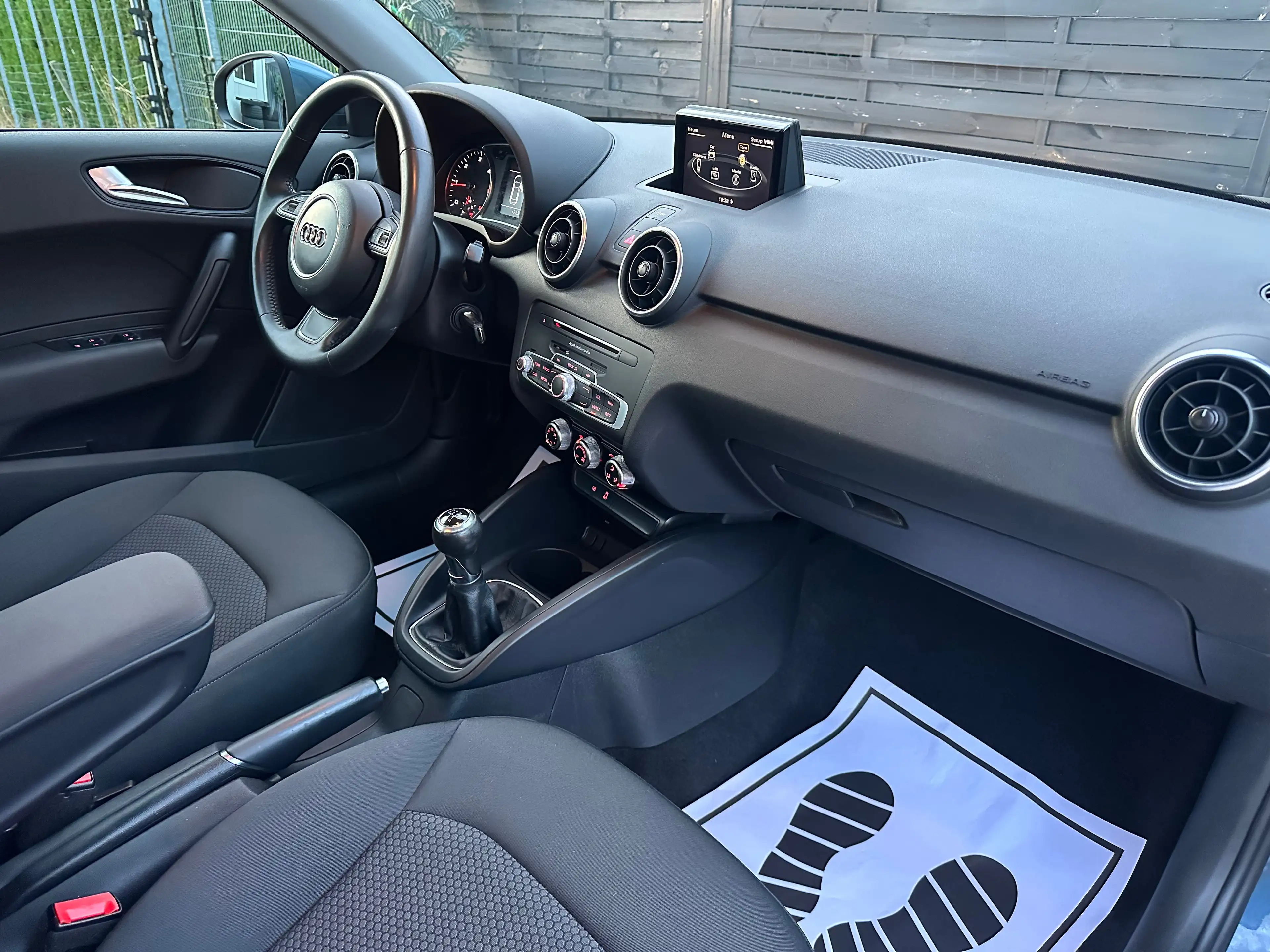 Audi A1 A1 Sportback 1.4 TDi Sport — photo 8