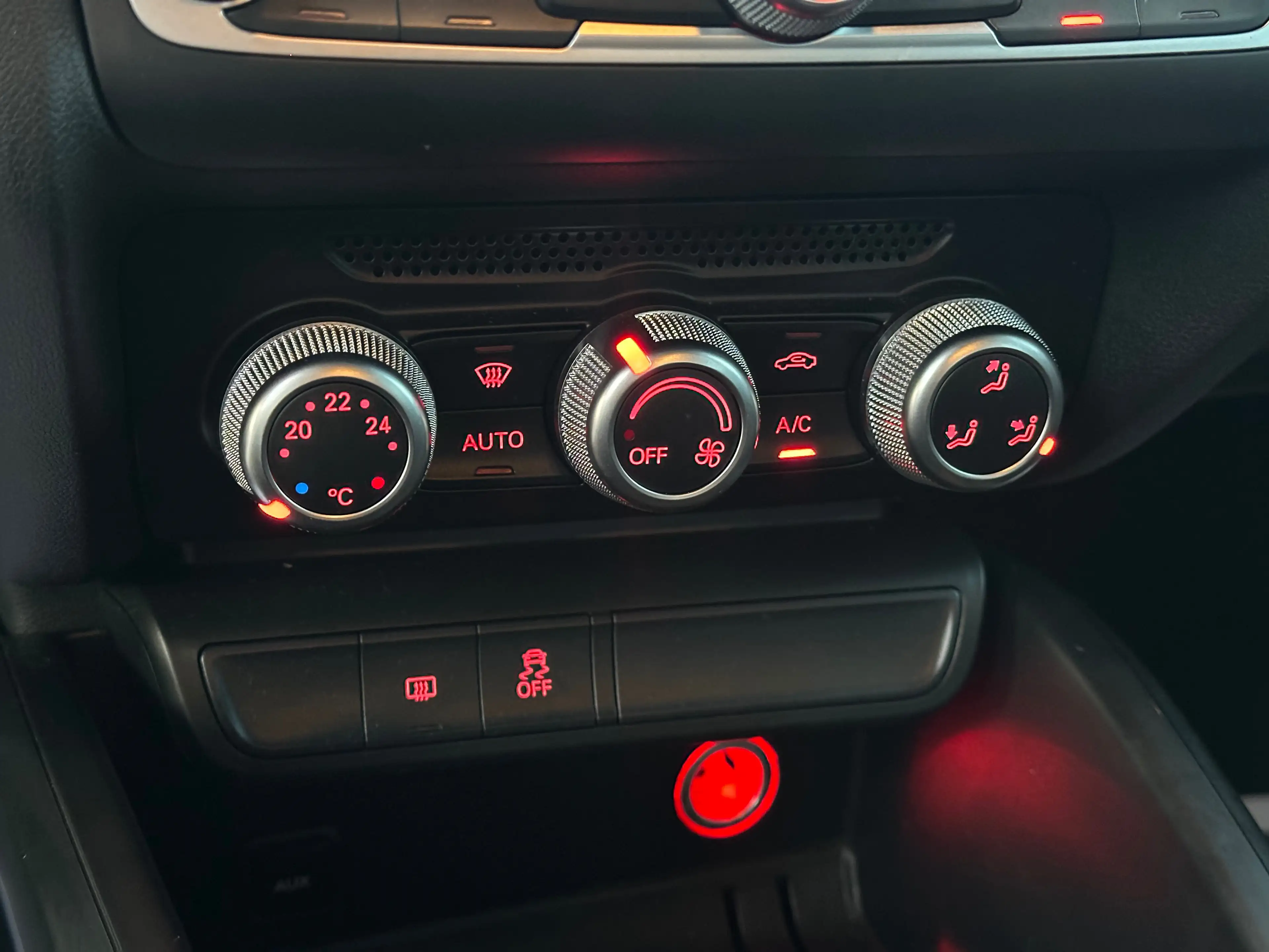 Audi A1 A1 Sportback 1.4 TDi Sport — photo 14