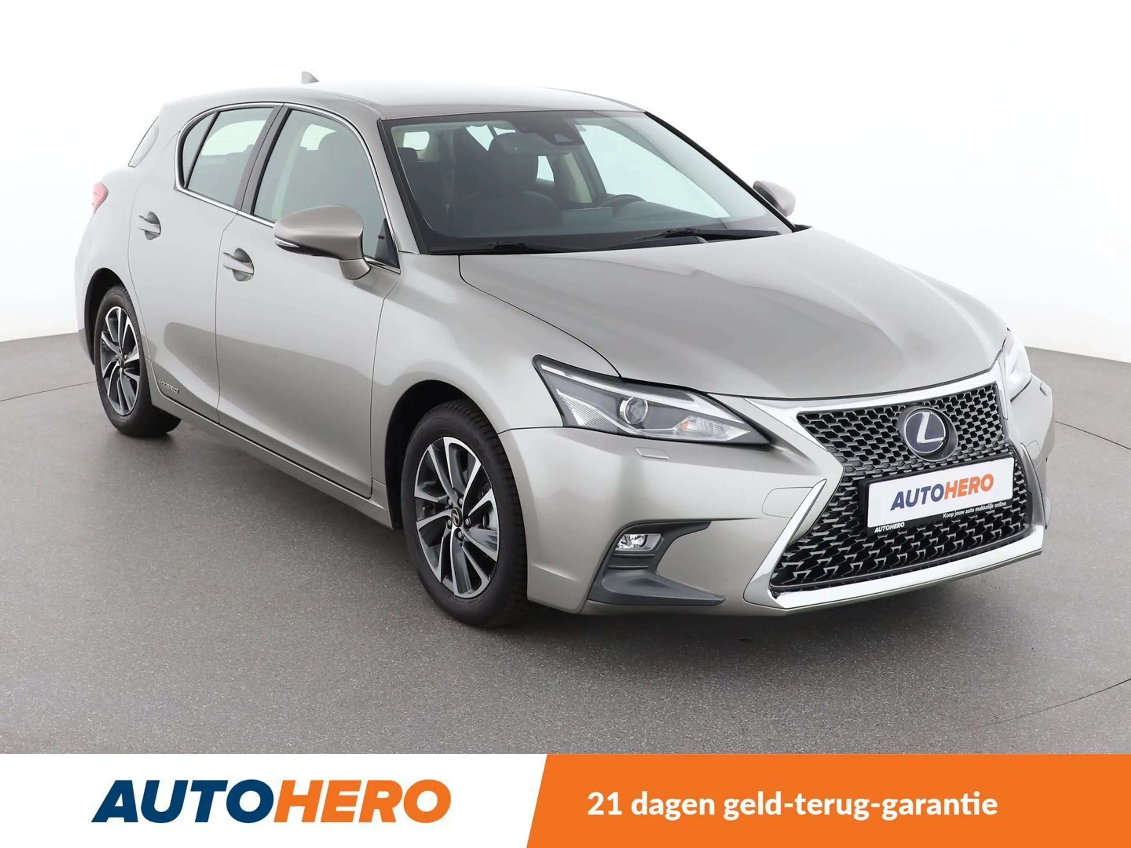 Lexus CT 200h CT 200h — photo 8