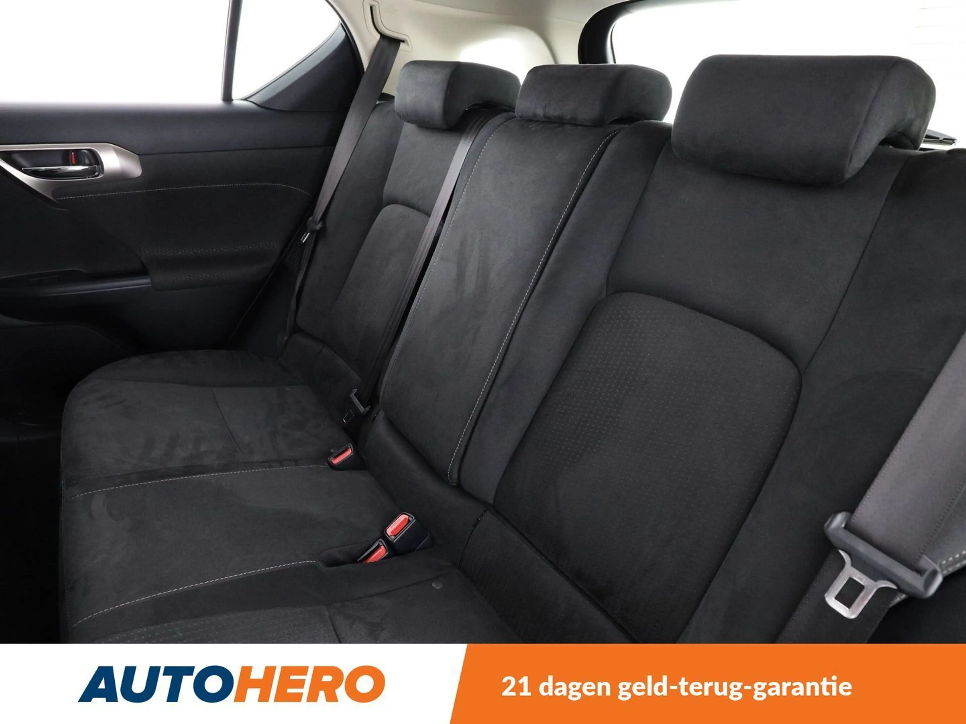Lexus CT 200h CT 200h — photo 14