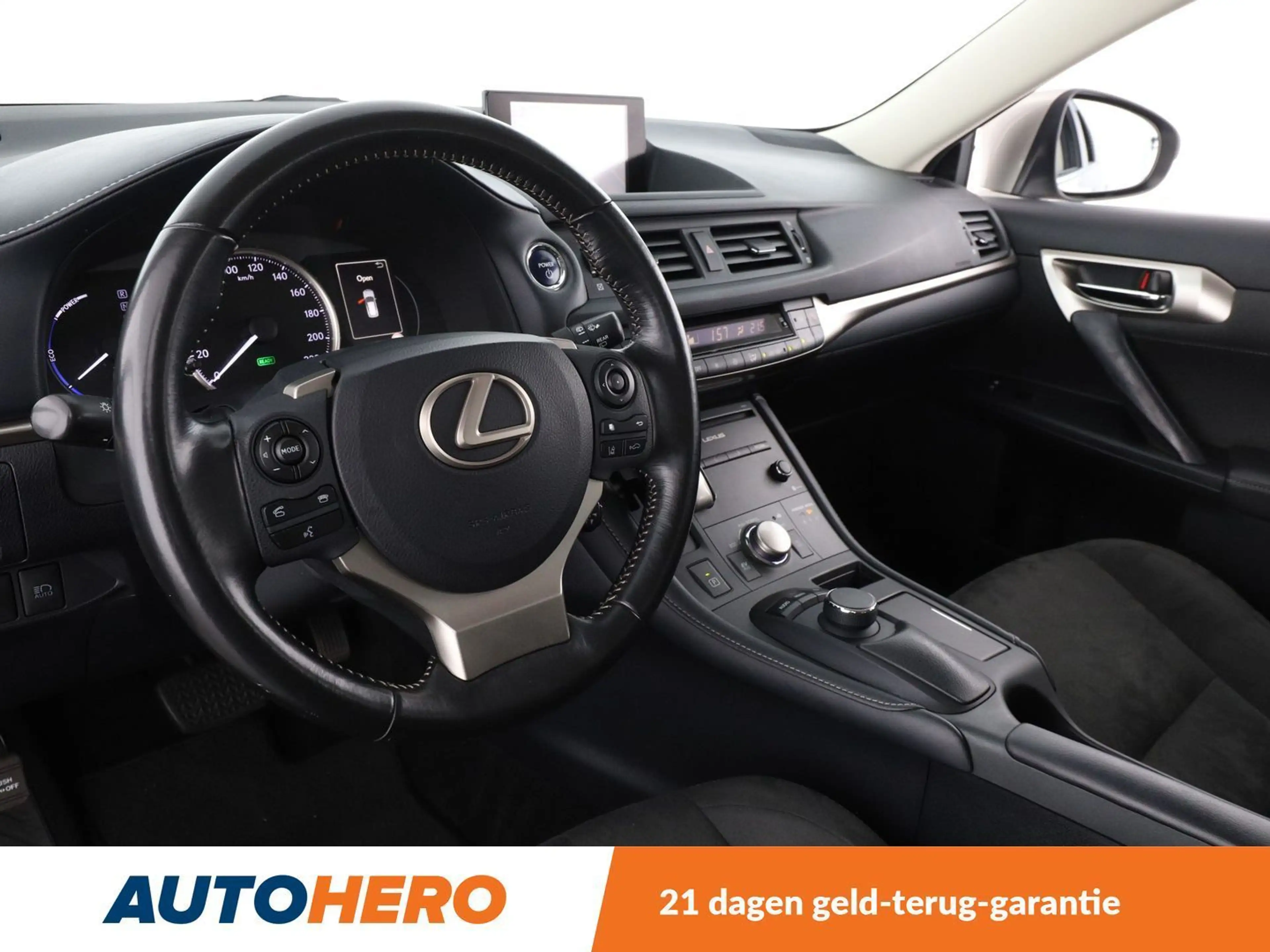 Lexus CT 200h CT 200h — photo 11