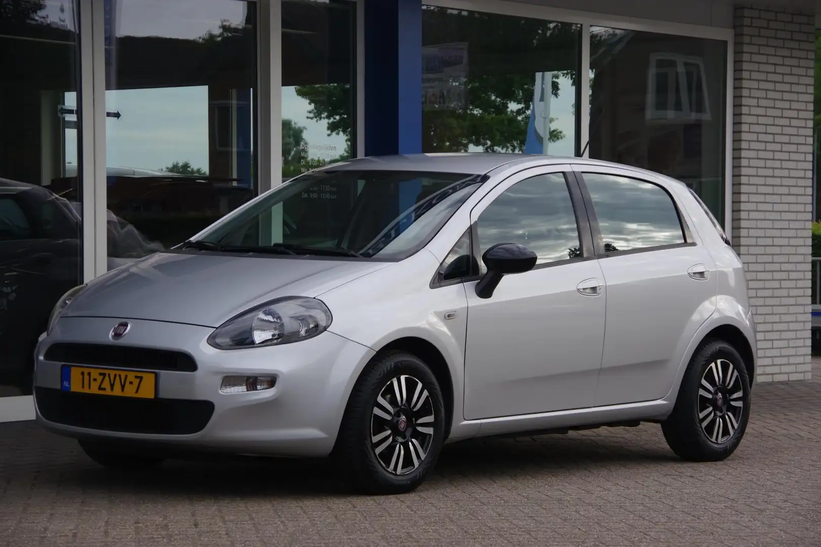 Fiat Punto Evo 0.9 TwinAir Easy Cruise-control Airco Gris - 2