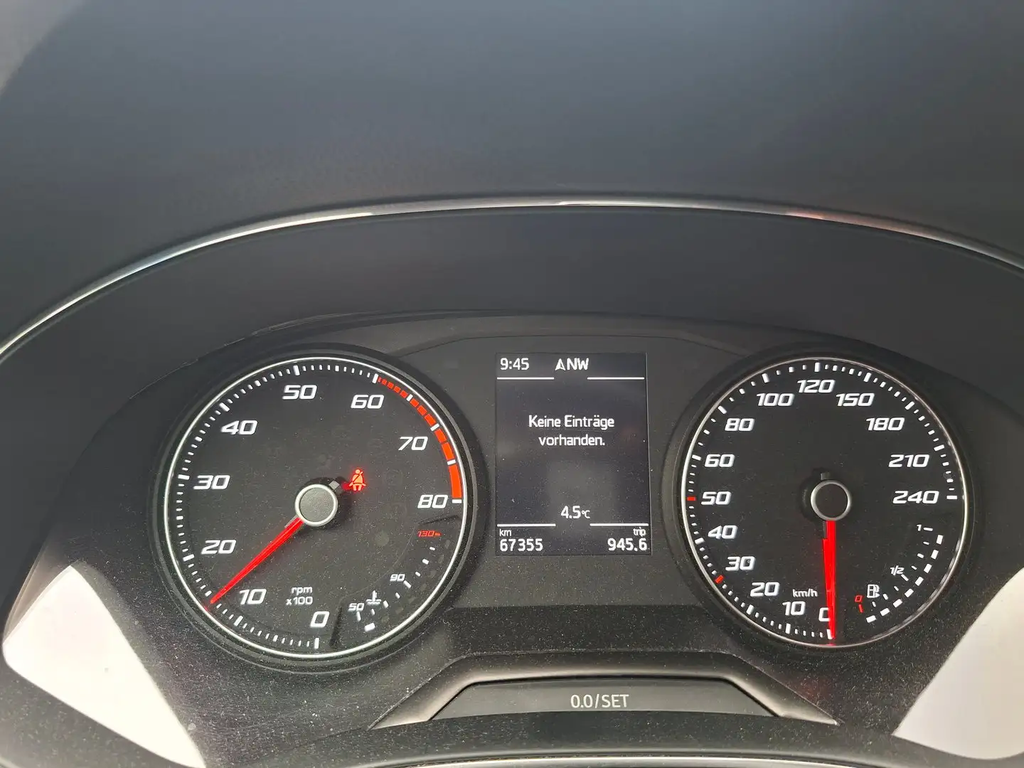 SEAT Arona Xcellence EcoTSI Grau - 2