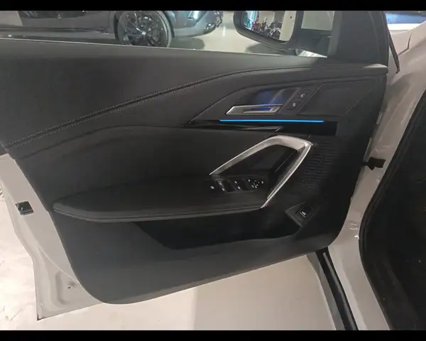 BMW X1 view 13
