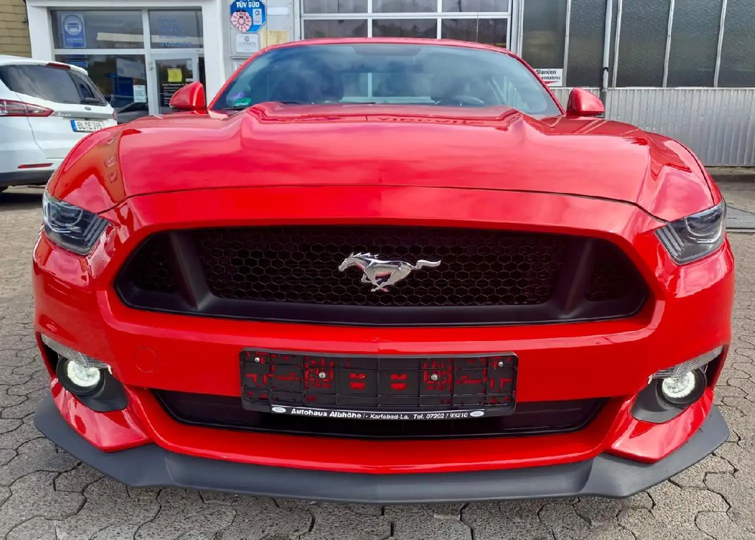 Ford Mustang GT Rouge - 1