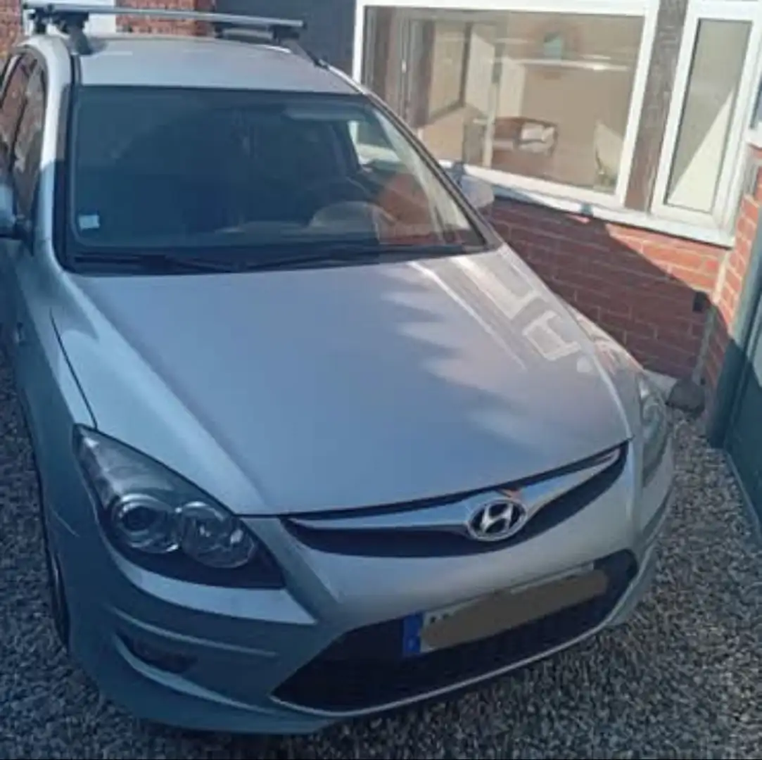 Hyundai i30 i30 CW 1.6 CRDi 90 Pack Clim Argent - 1