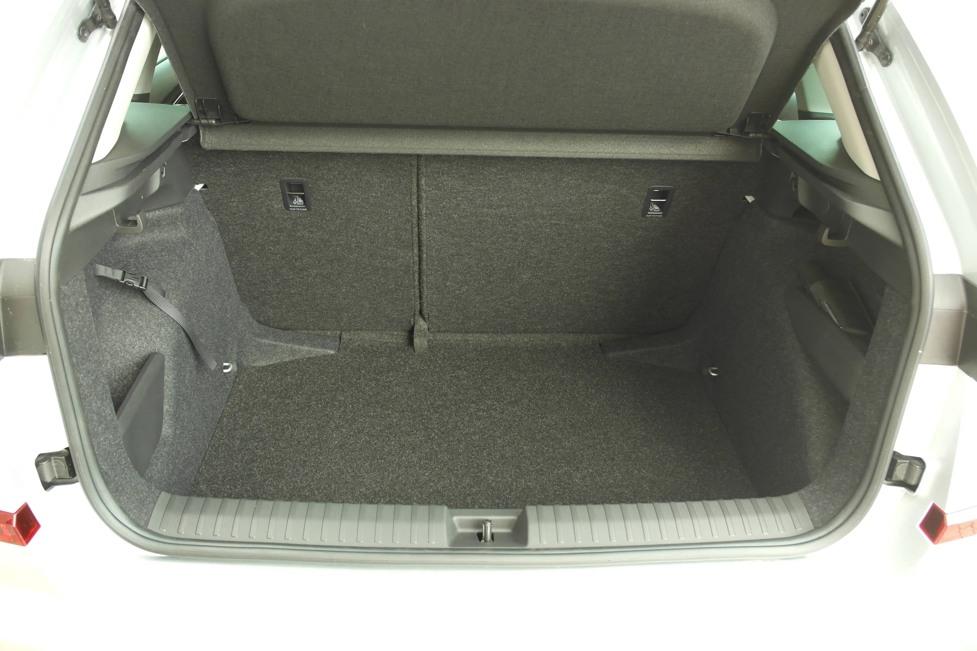 Skoda Kamiq Selection, Rückfahrkamera, DAB, Neuwagen mit Tageszulassung — photo 4