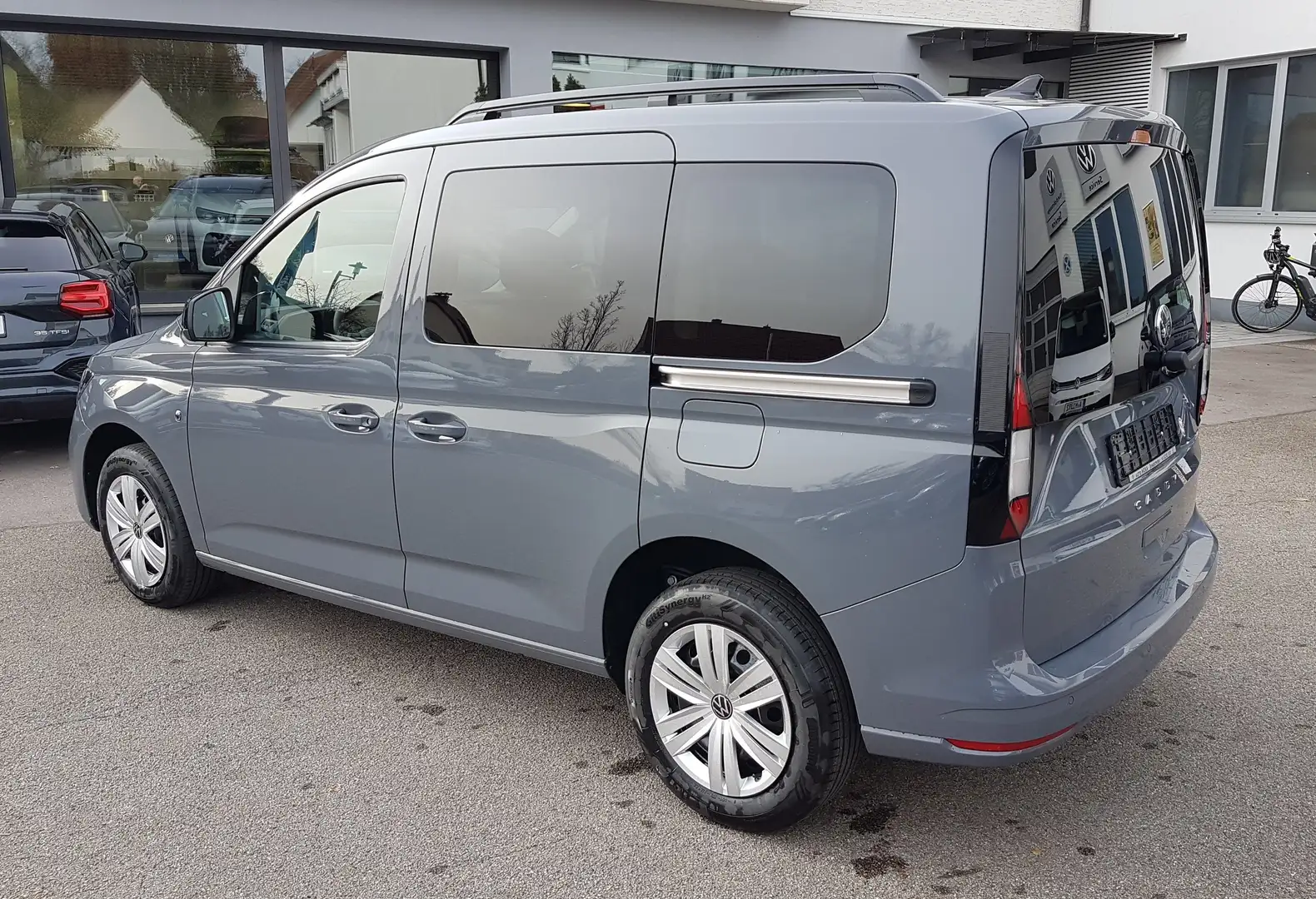 Volkswagen Caddy GARANTIE -9/2029 120TKM*AHK*SHZ*SIDE U LANE ASSIST Grau - 2