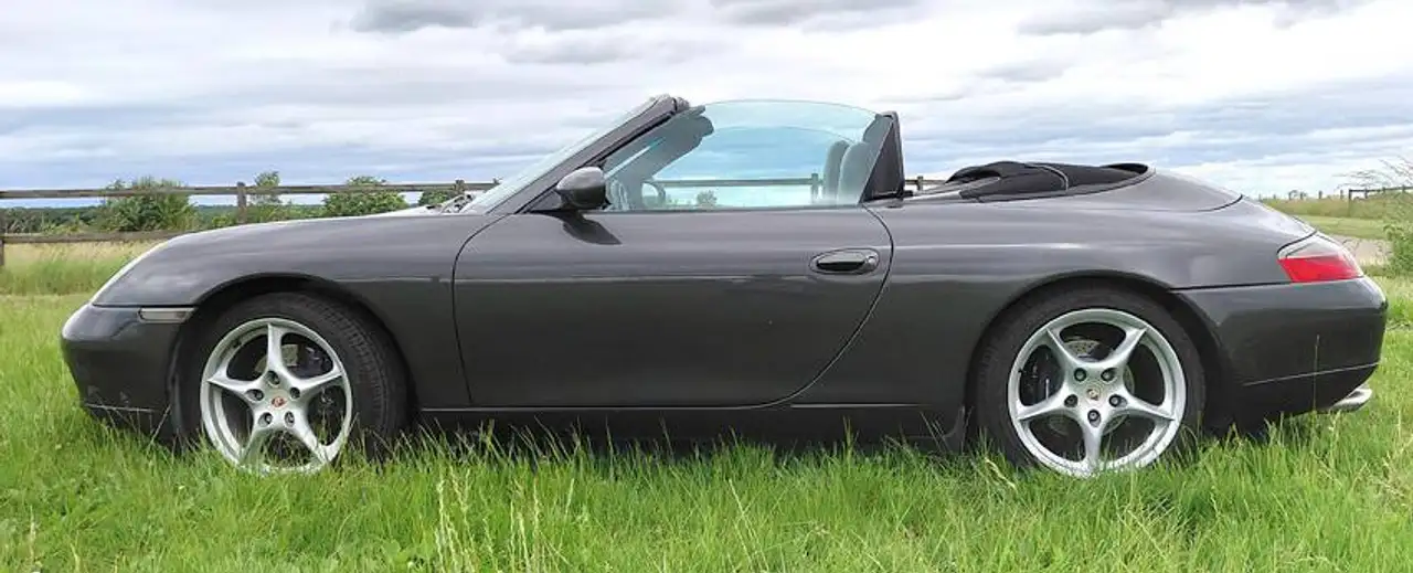 Porsche 996 Carrera 2 Cabriolet, foto 2