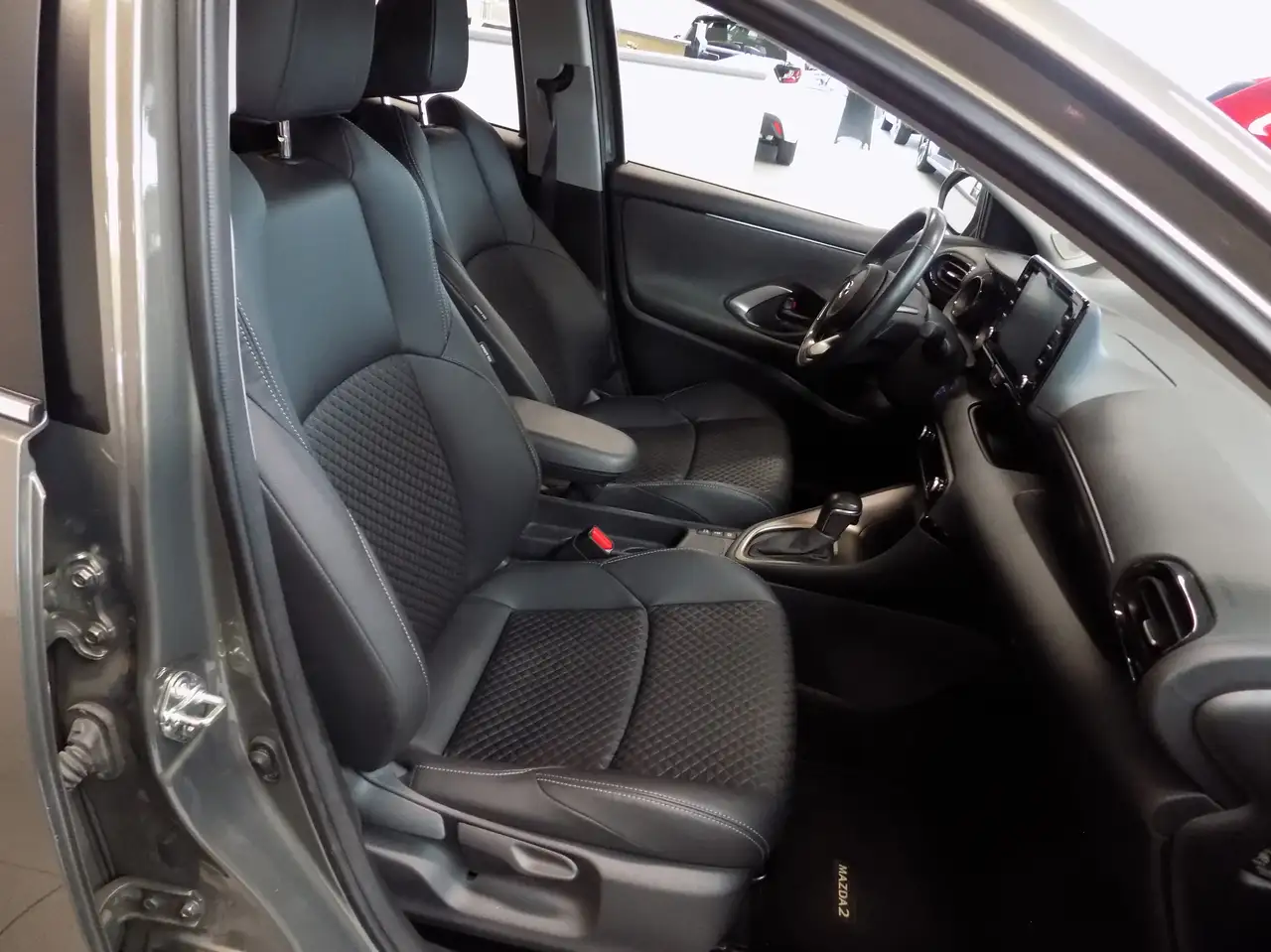 Mazda 2 Hybrid Agile + Comfort Pack Automaat, миниатюра 8