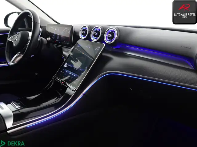 Mercedes-Benz C-Class view 11