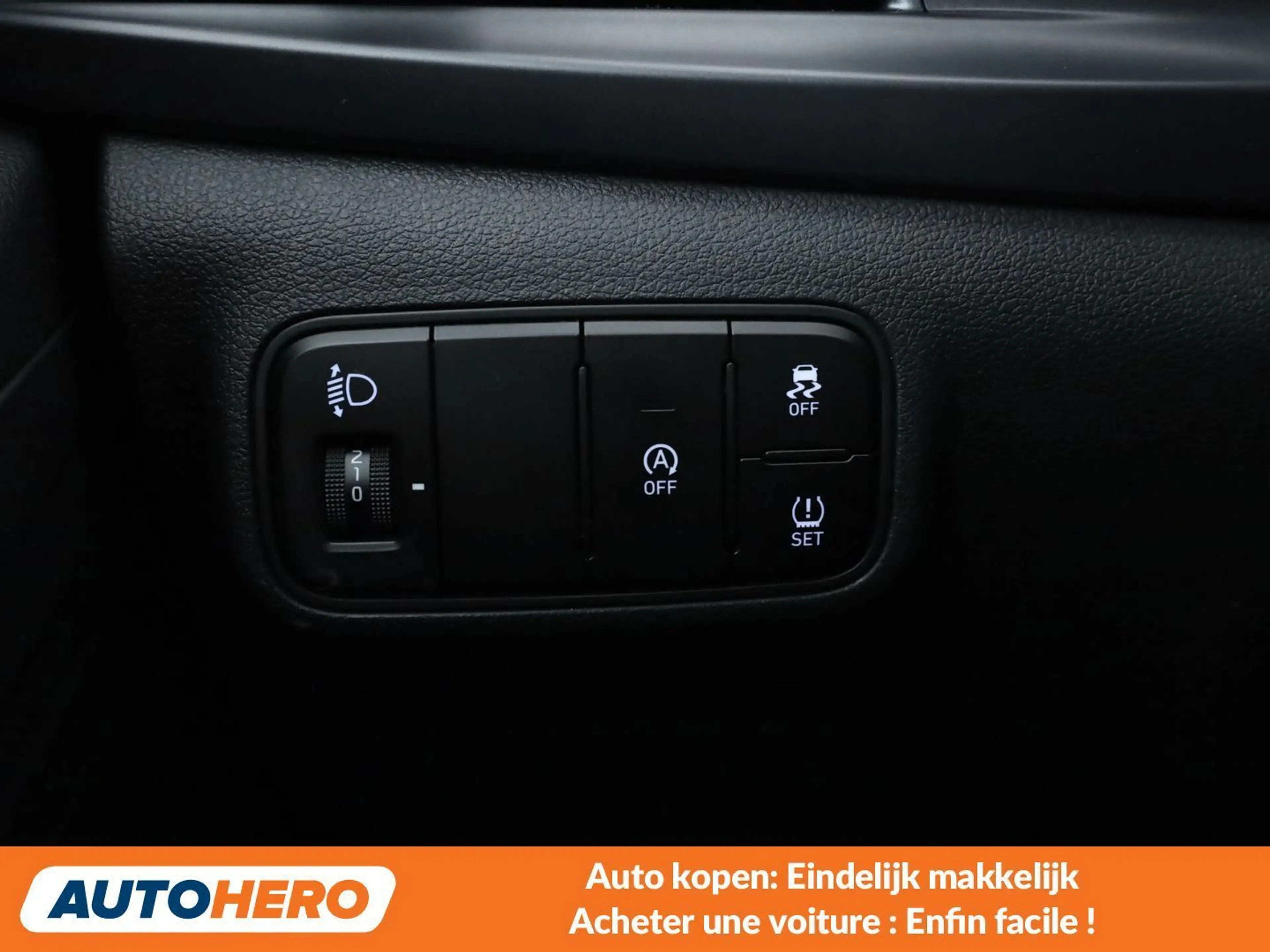 Hyundai BAYON 1.0 TGDI Select 2WD — photo 14