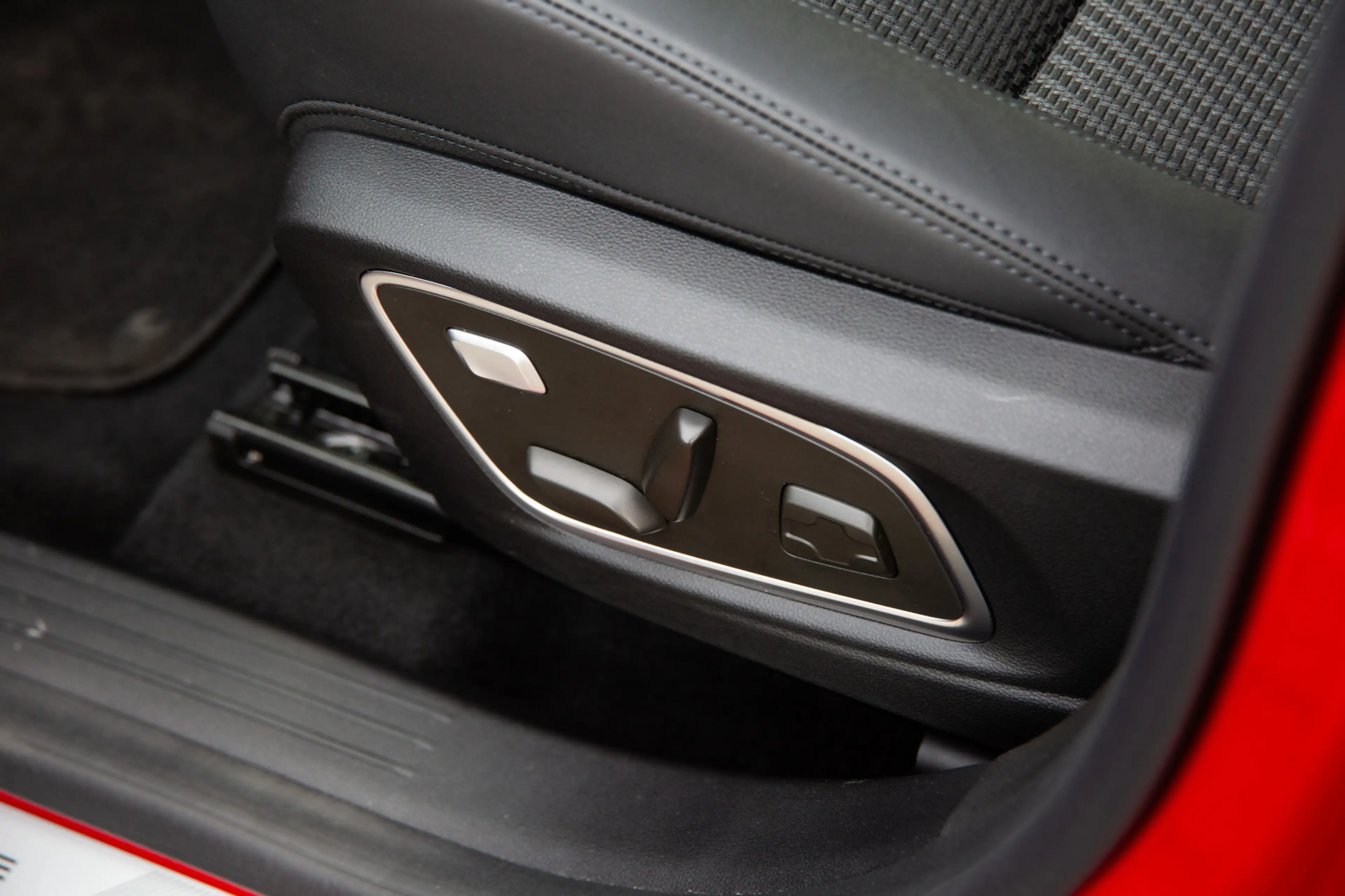 Renault Austral 1.2 E-Tech full hybrid 200 esprit Alpine SOH 97,6% — photo 26