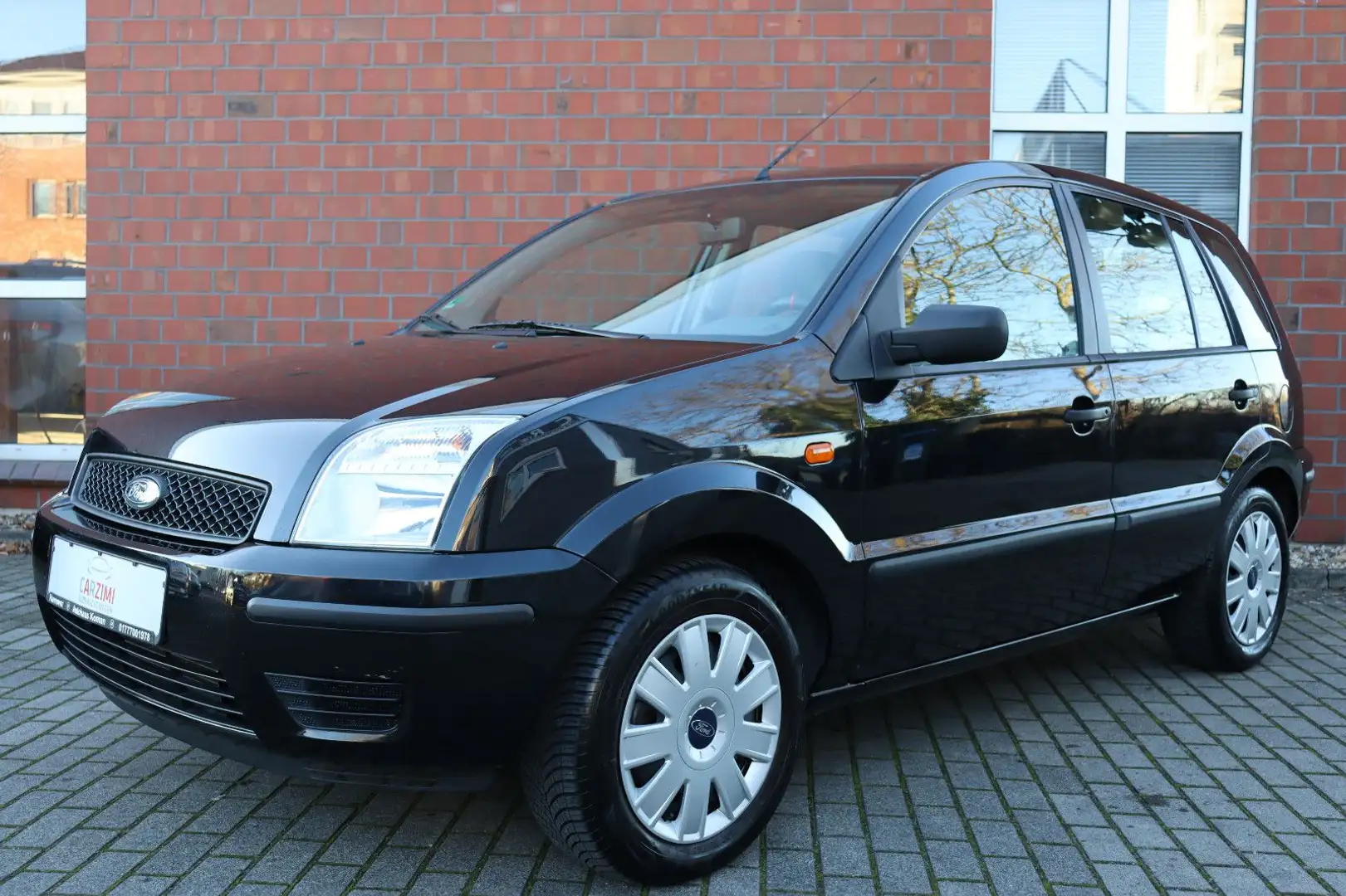 Ford Fusion 1.4 Ambiente Klima Schwarz - 2