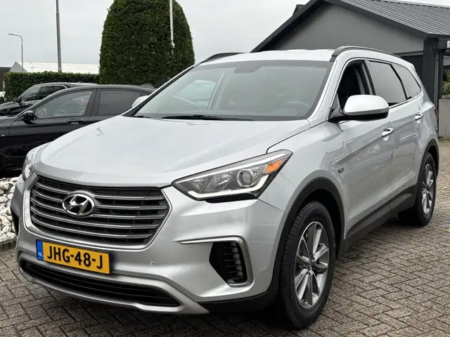 Hyundai SANTA FE 3.3 V6 2017 Benzine 7-Persoons Automaat Voyager Ro