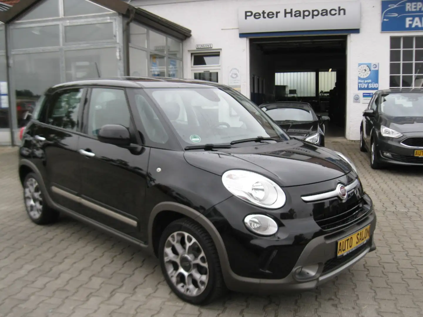 Fiat 500L 1.4 Trekking *Navi+Sitzheizung* Schwarz - 1