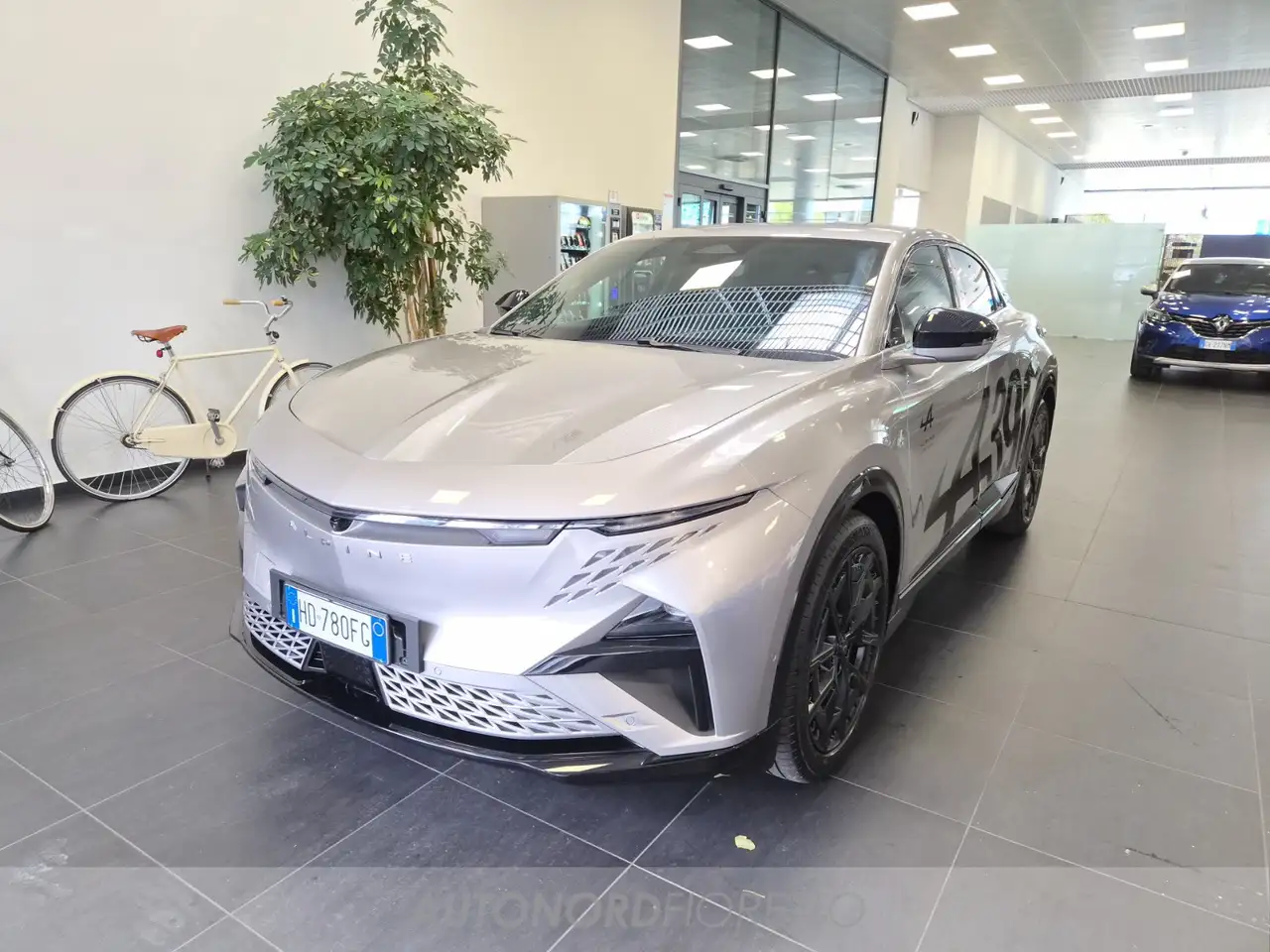 Alpine A390