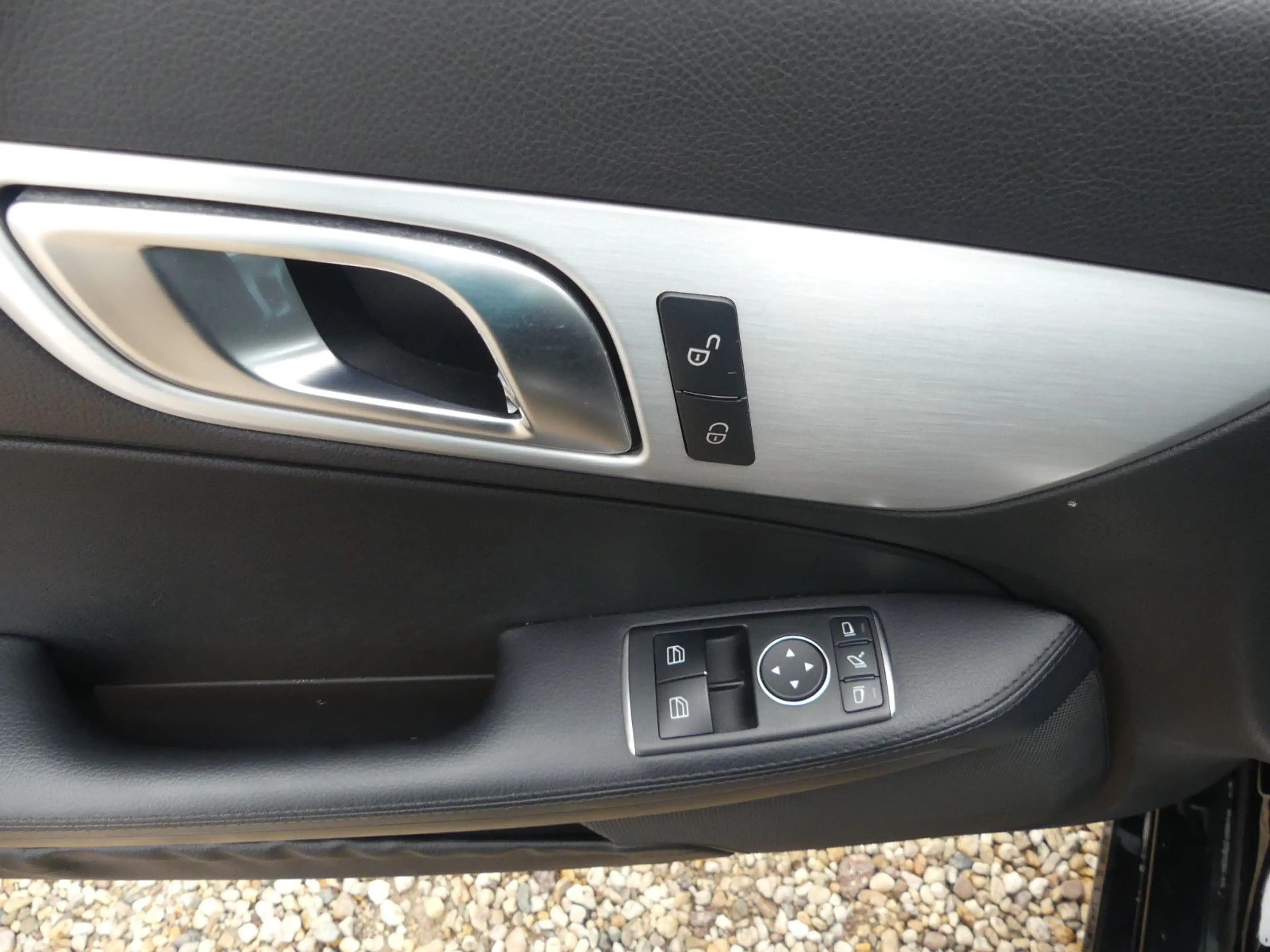 Mercedes-Benz SLK 200 SLK/Roadster/Klima/Leder/Navi/Bi-Xenon/AirScarf — photo 9