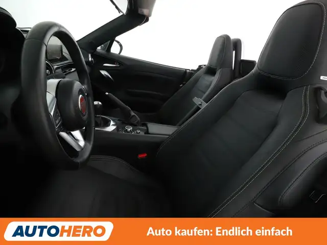Fiat 124 Spider view 10