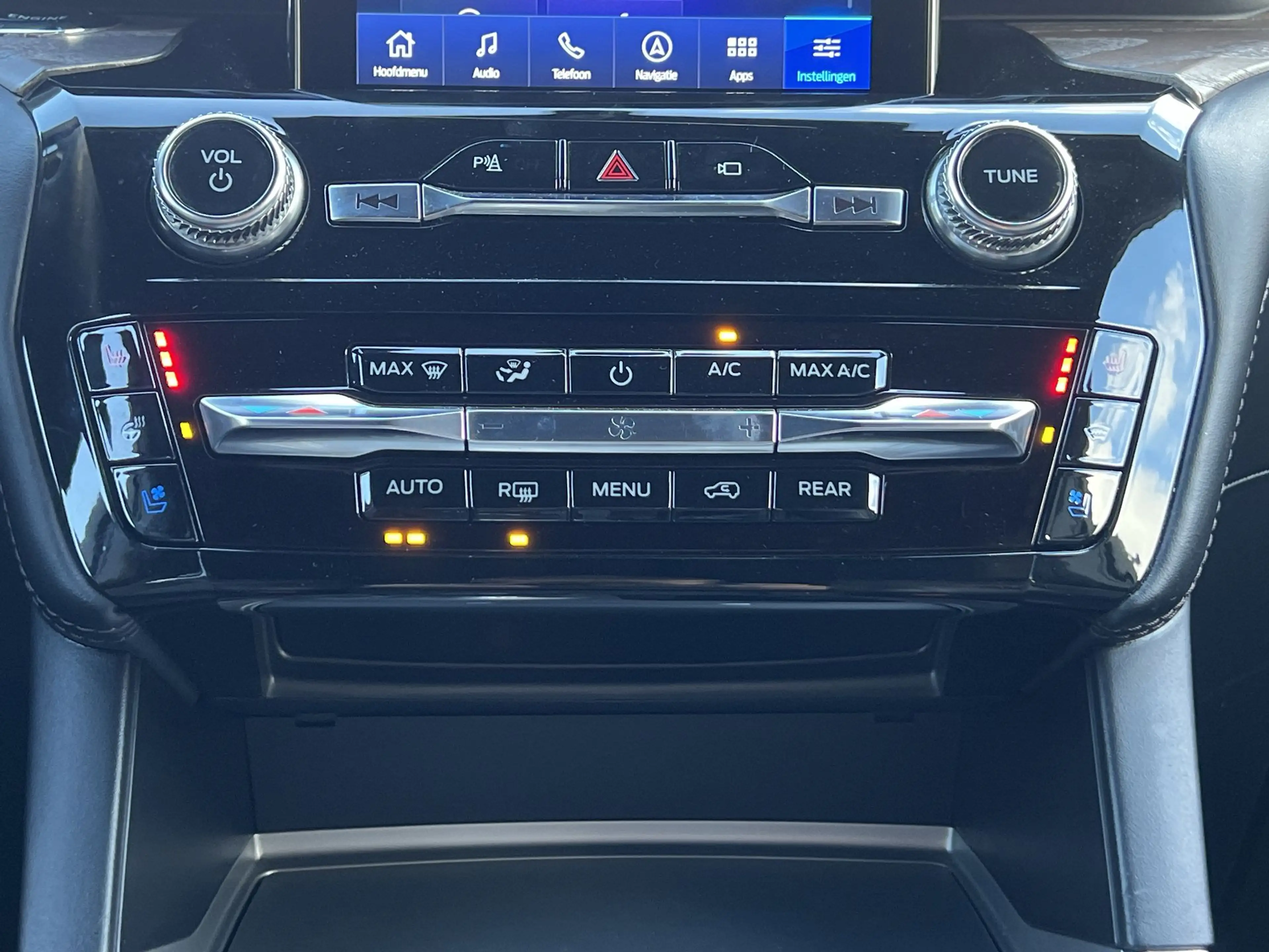 Ford Explorer 3.0 V6 PHEV PLATINUM |7P|PANO|BTW|360CAM|B&O|DEALE — photo 27