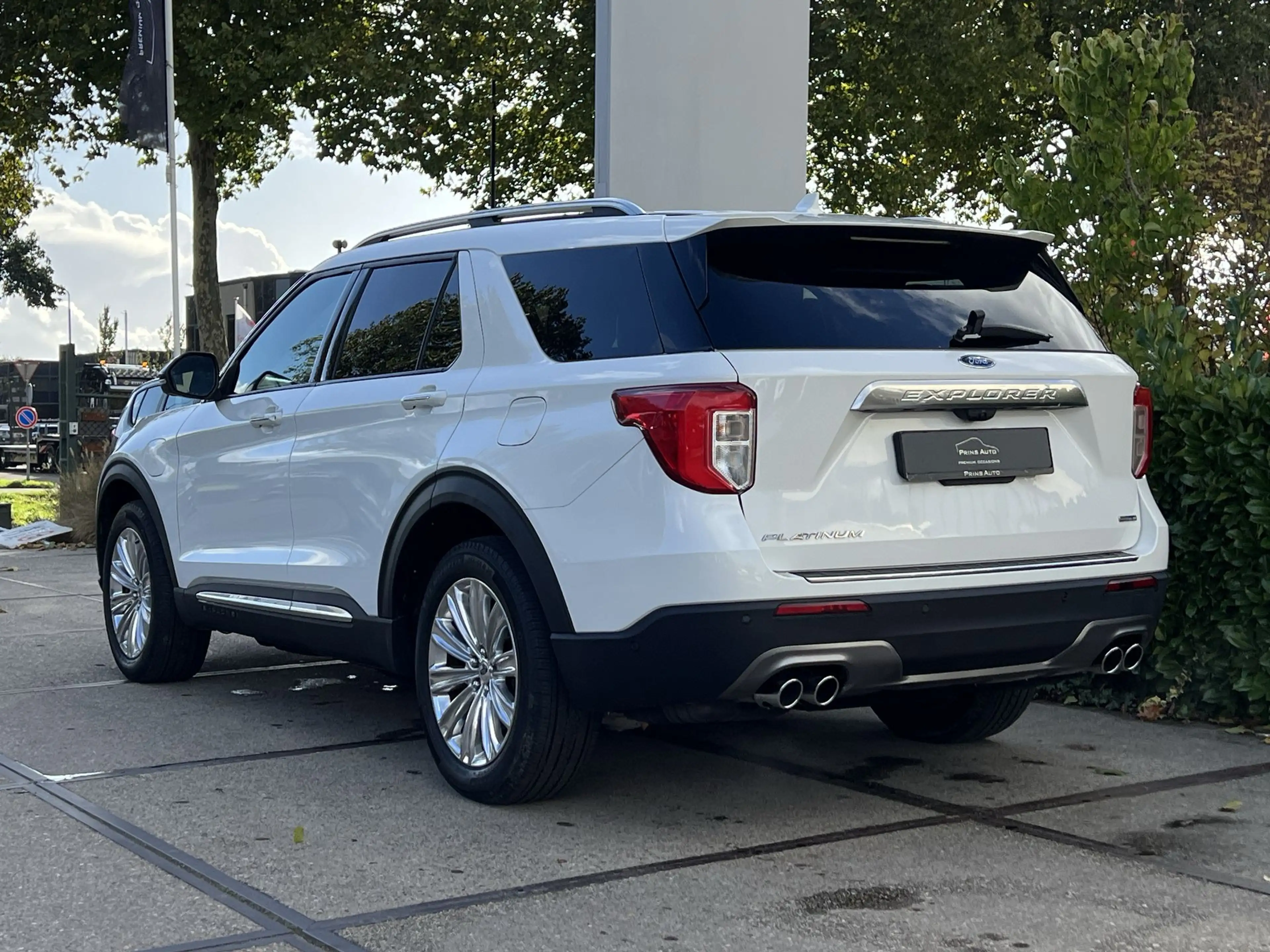 Ford Explorer 3.0 V6 PHEV PLATINUM |7P|PANO|BTW|360CAM|B&O|DEALE — photo 6