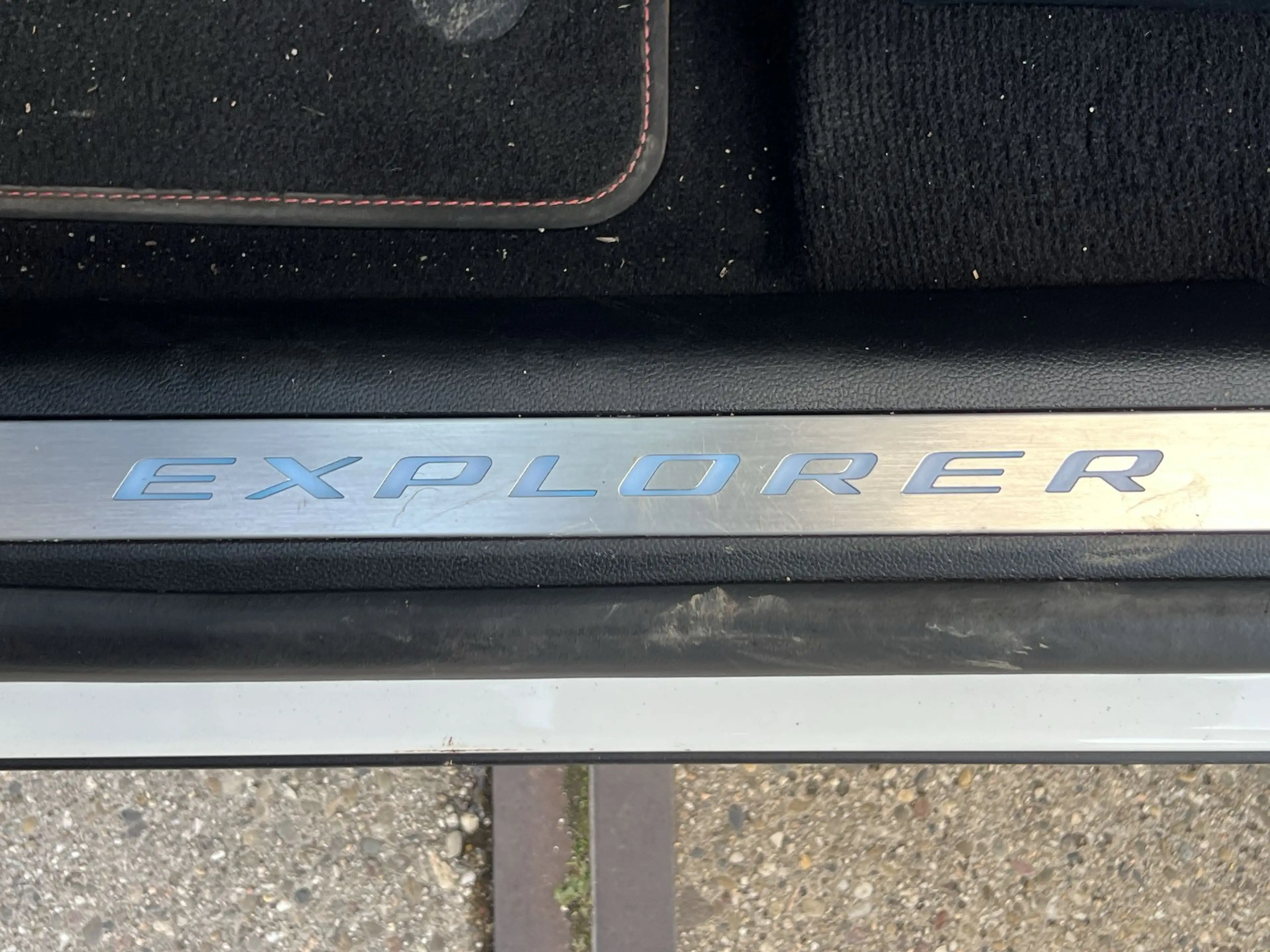 Ford Explorer 3.0 V6 PHEV PLATINUM |7P|PANO|BTW|360CAM|B&O|DEALE — photo 35