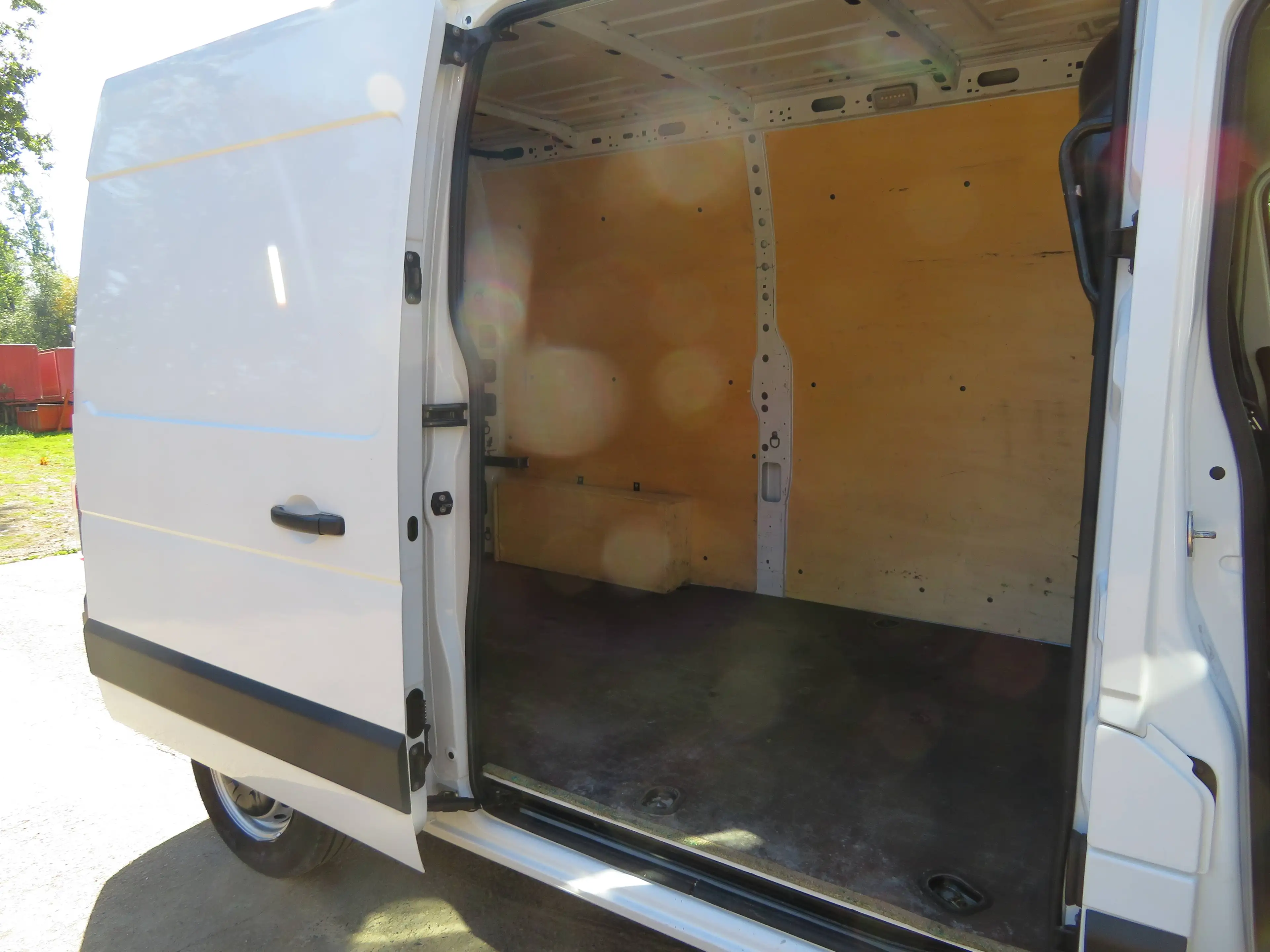 Renault Master 2.3dCi - L2H2 — photo 9