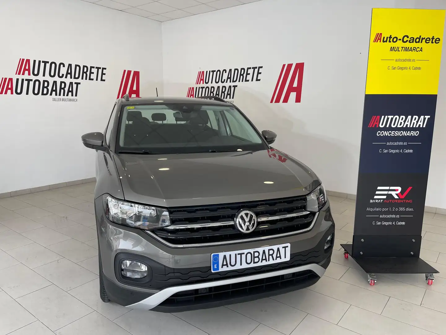 Volkswagen T-Cross 1.0 TSI Advance 85kW Gris - 2