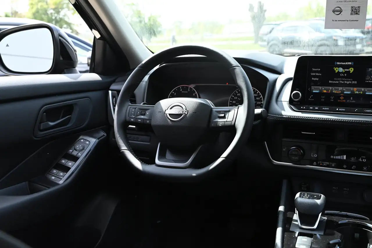 Nissan Rogue photo Nissan Rogue