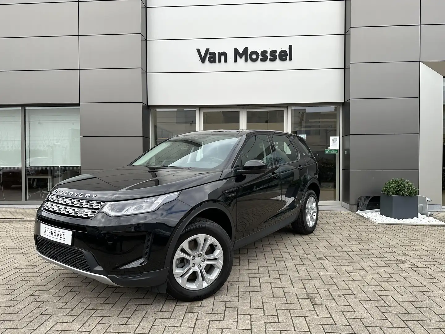 Land Rover Discovery Sport S Schwarz - 1