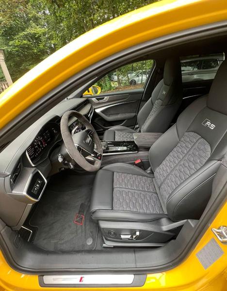 Audi RS6 PERFO-SONDERFARBE-KERAMIK-305KM/H-VOLL !!! — photo 12