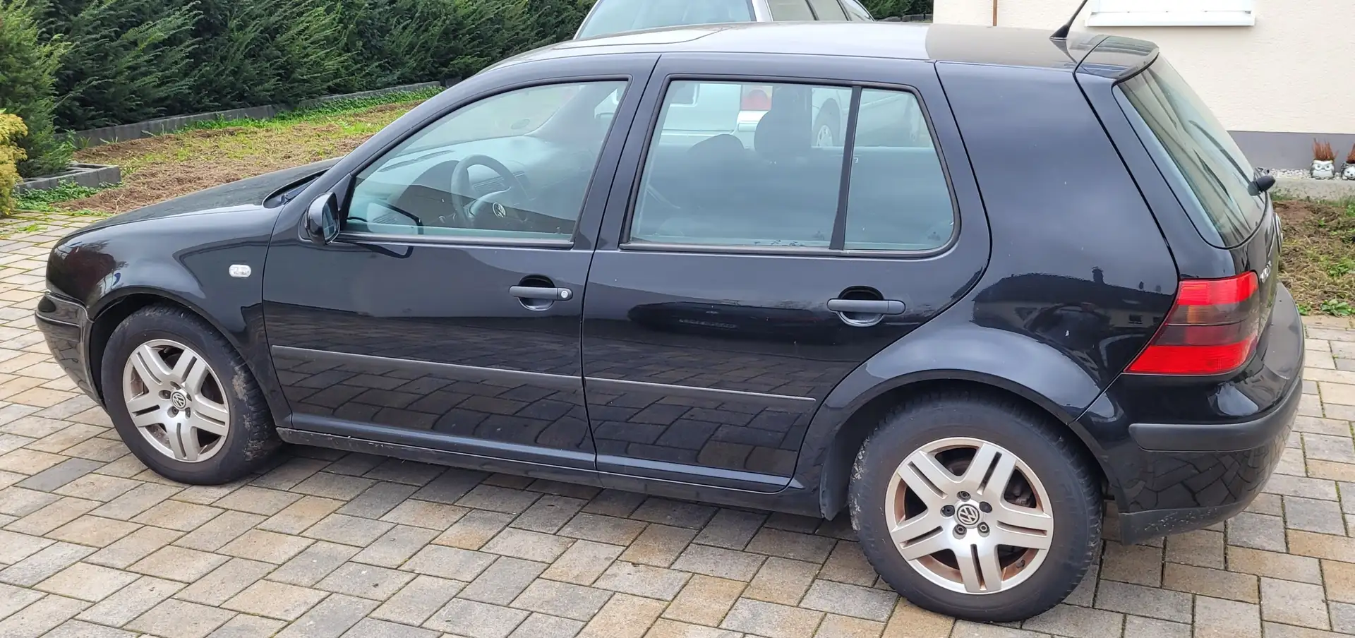 Volkswagen Golf Golf+IV+1.6+FSI+Special Noir - 1