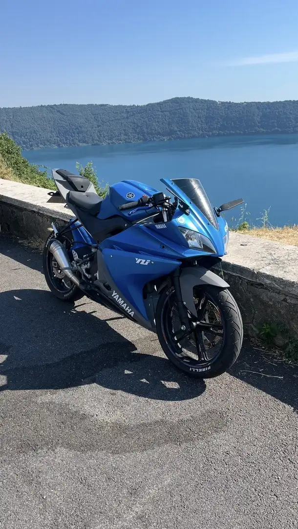 Yamaha YZF-R125 - 1