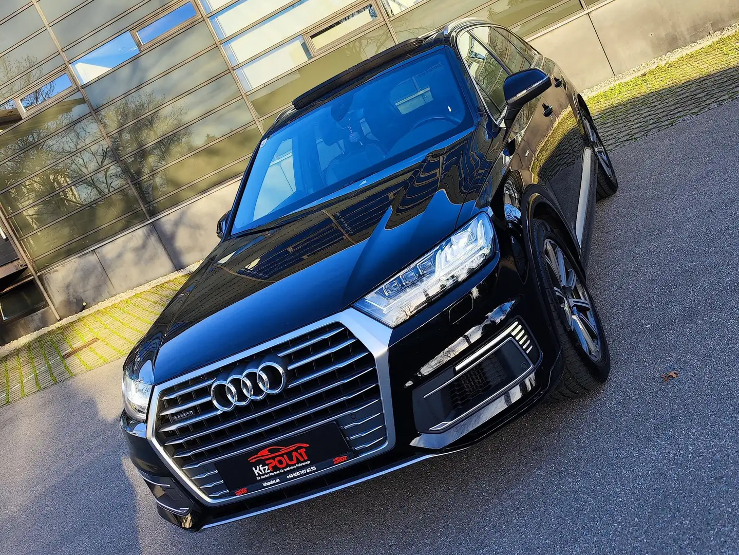 Audi Q7 3.0 TDI e-tron quattro Zwart - 2
