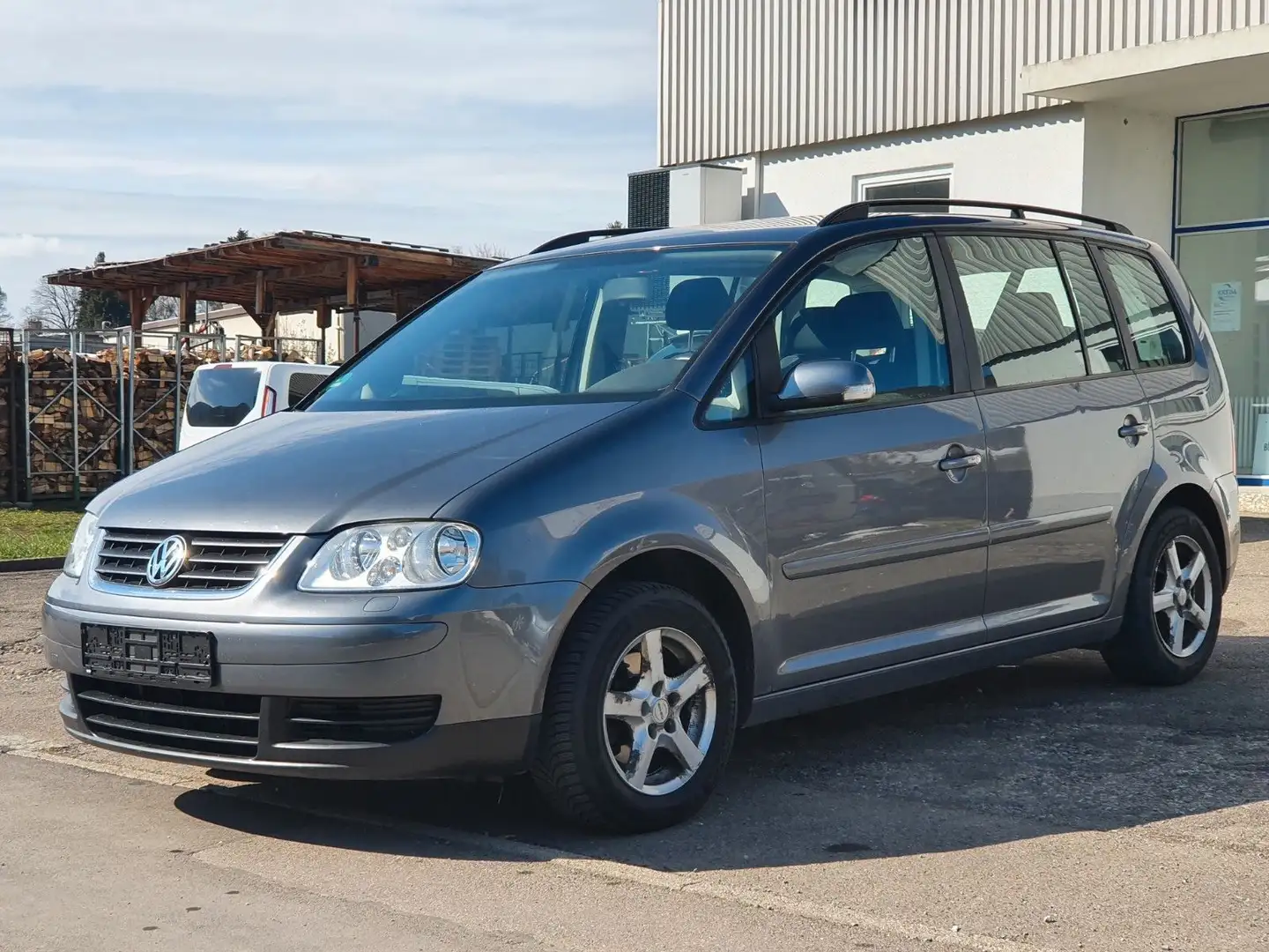 Volkswagen Touran 1.9 TDI DSG * 7-Sitzer / Ohne TüV Gris - 1