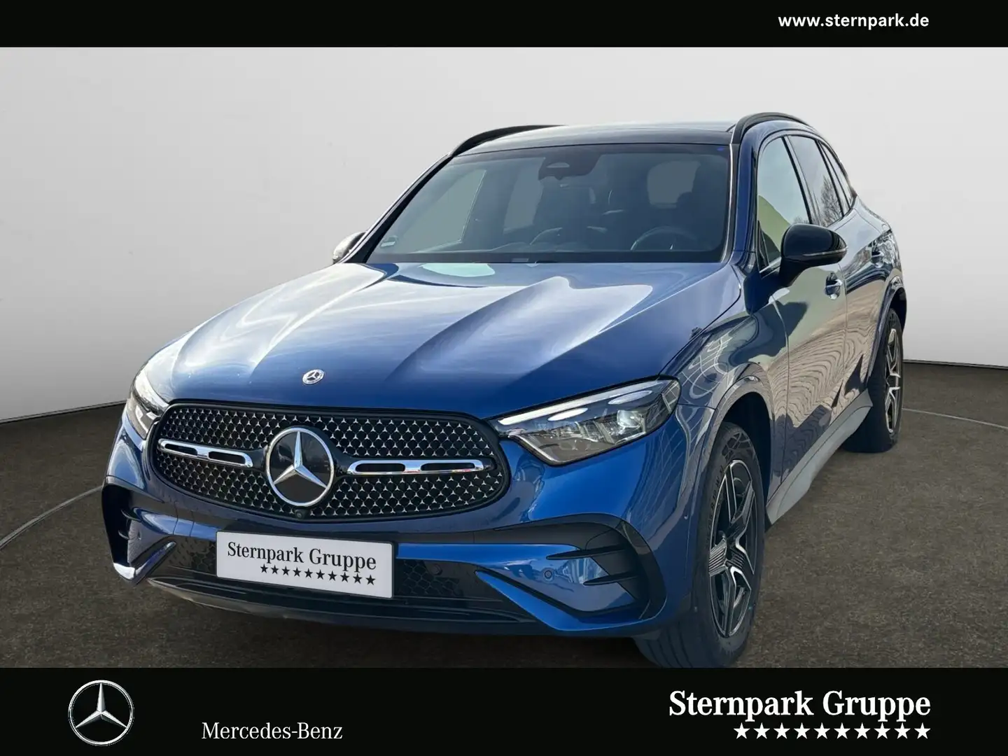 Mercedes-Benz GLC 300 GLC 300 e 4M AMG +360°+AHK+Panorama+Distro+Night Blau - 1