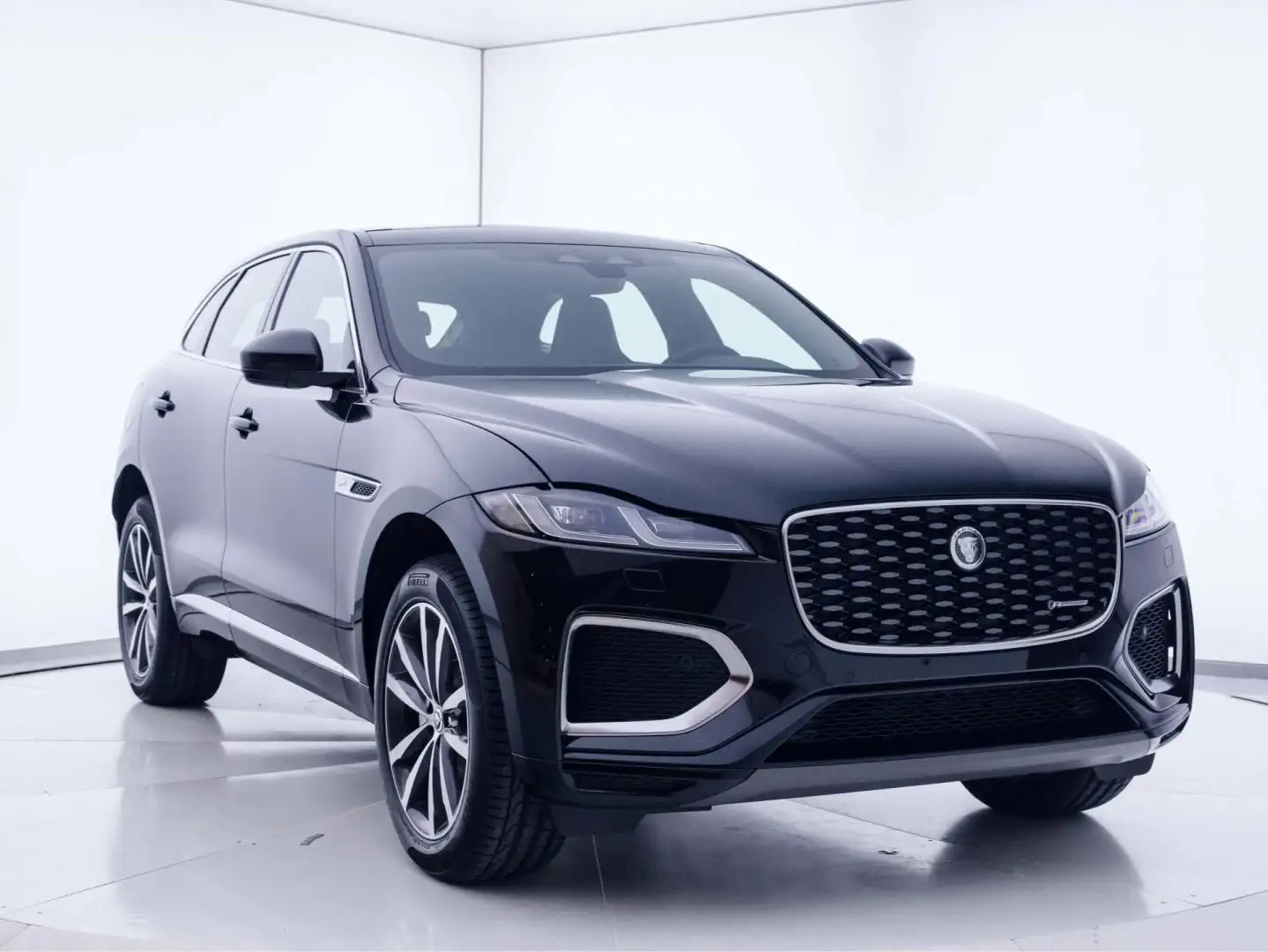 Jaguar F-Pace 2.0D l4 MHEV R-Dynamic S Aut. AWD 204 - 1